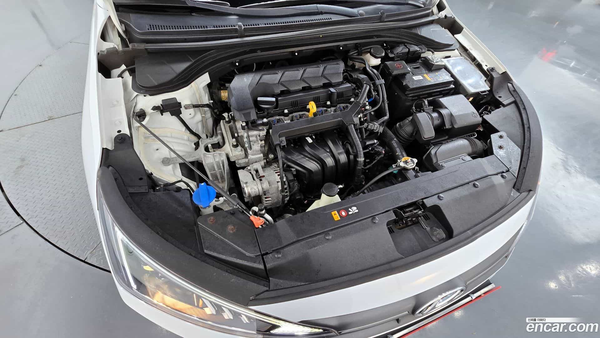 AVANTE Hyundai 2019.9-OUTER-006