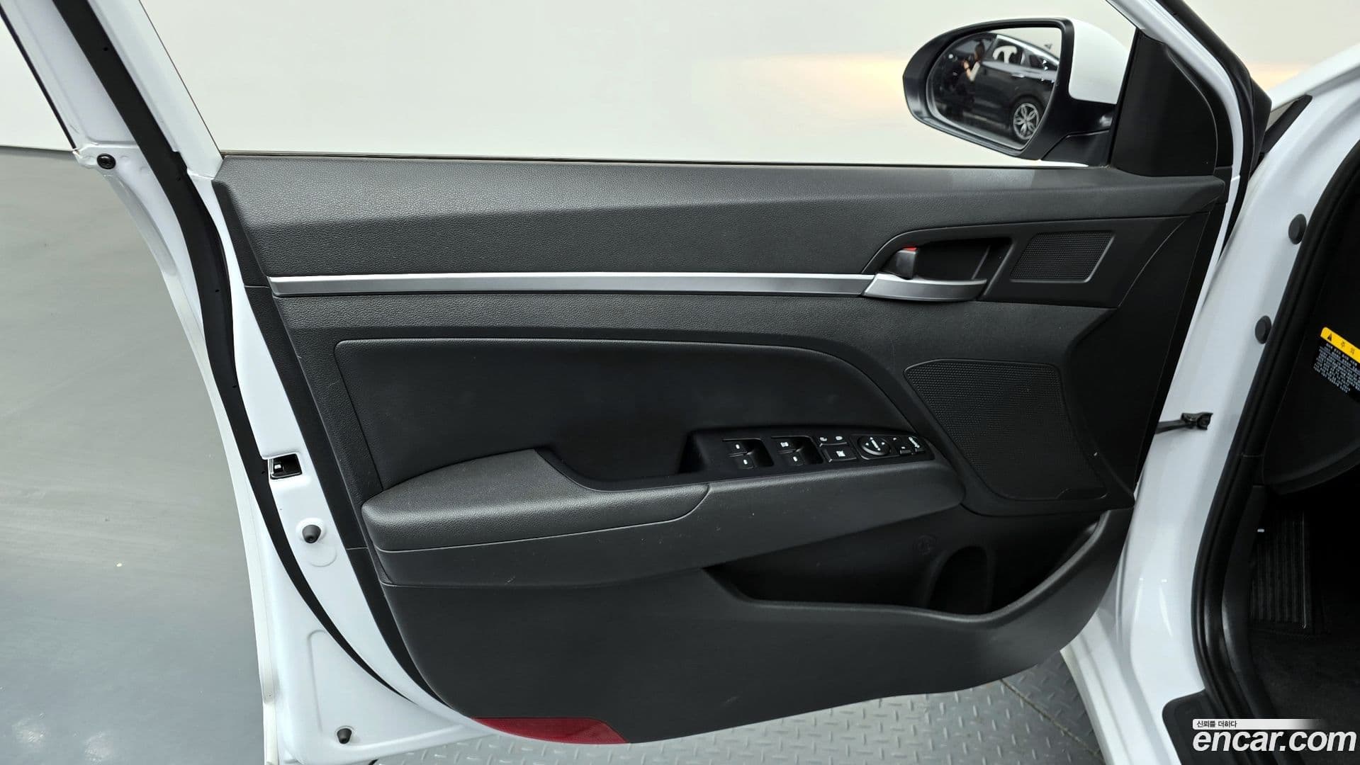 Main__Slider__Photo:AVANTE Hyundai 2019.9-23