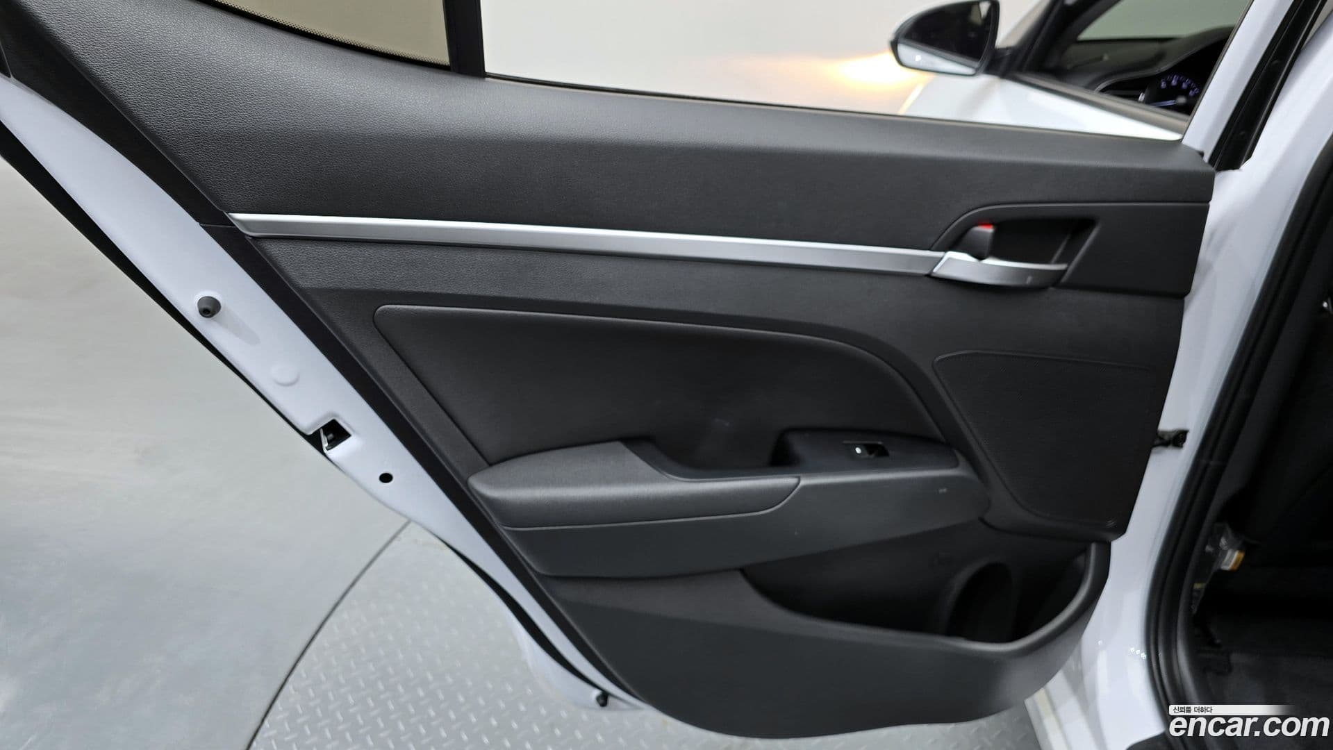 Main__Slider__Photo:AVANTE Hyundai 2019.9-24