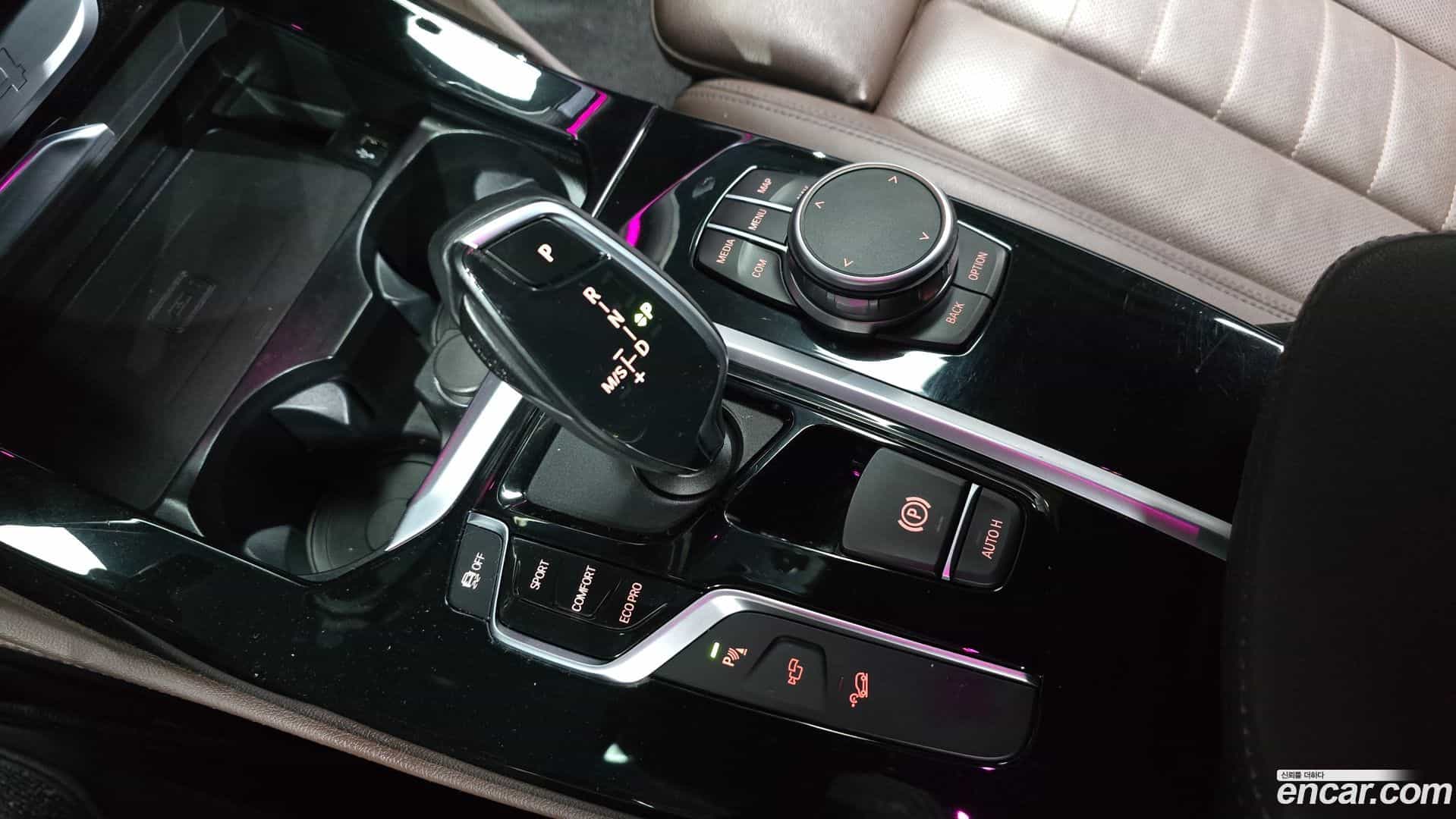 X4 BMW 2021.3-INNER-009