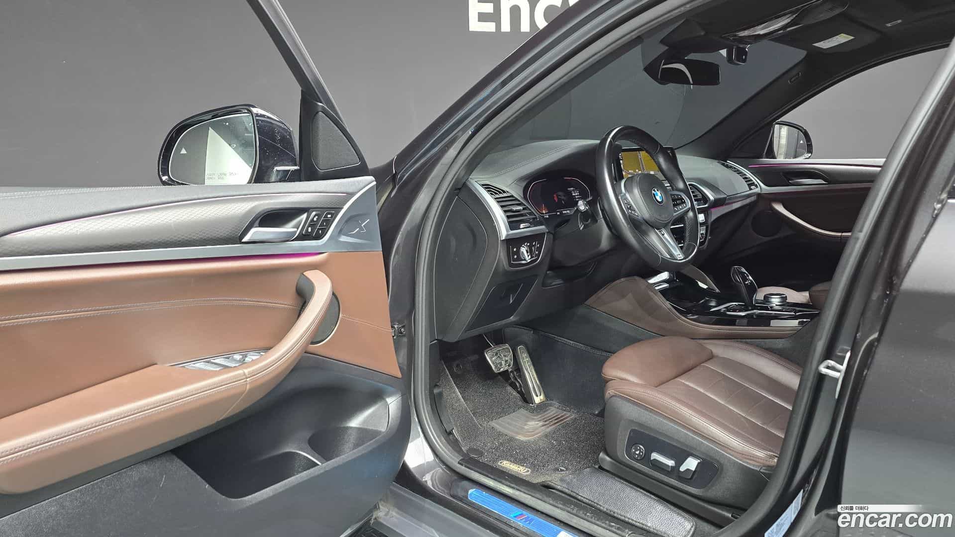 X4 BMW 2021.3-INNER-010