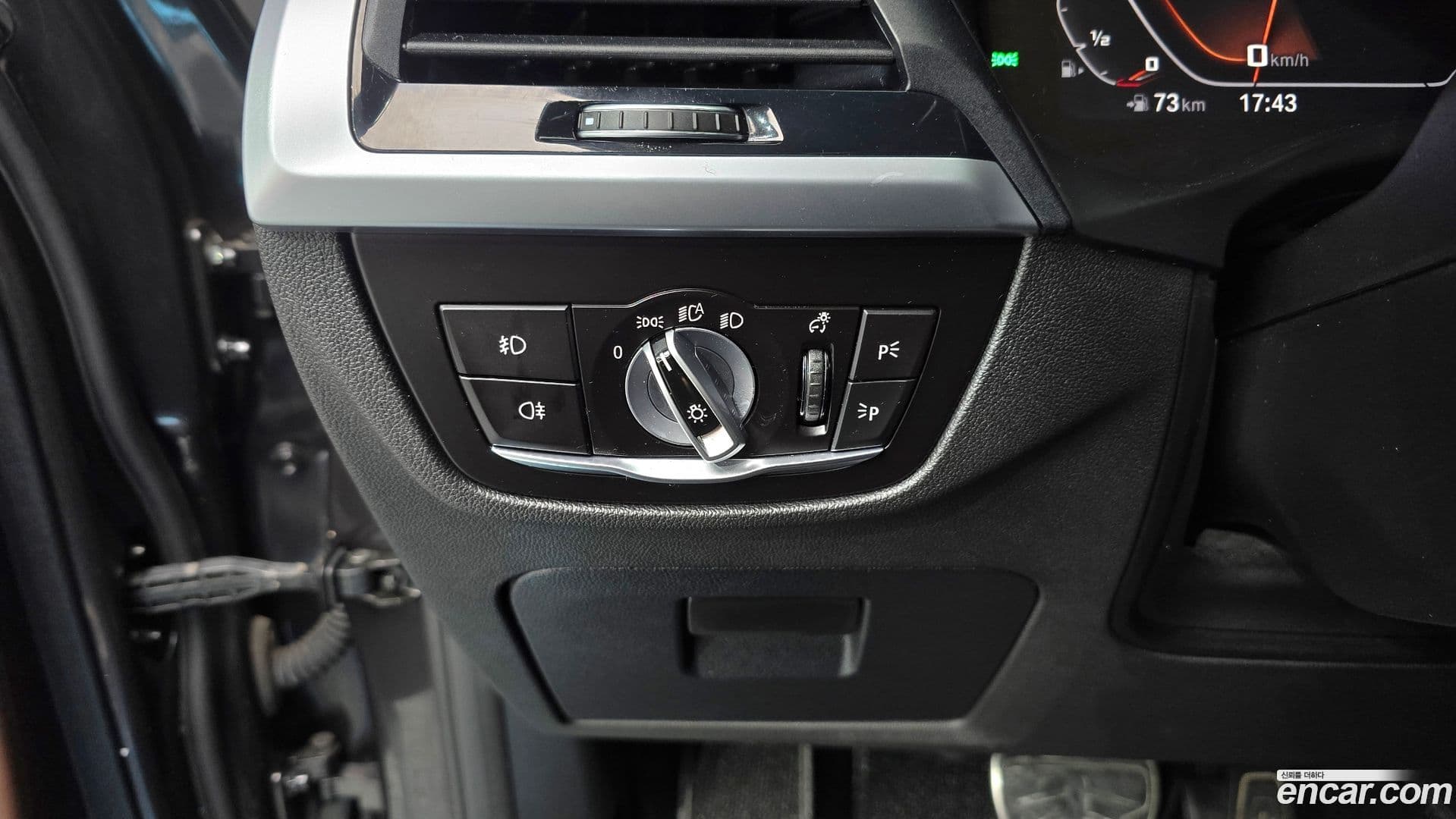 Main__Slider__Photo:X4 BMW 2021.3-17