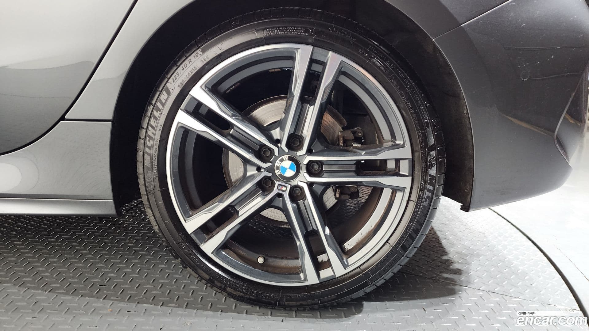 Main__Slider__Photo:1-Series BMW 2020.11-21