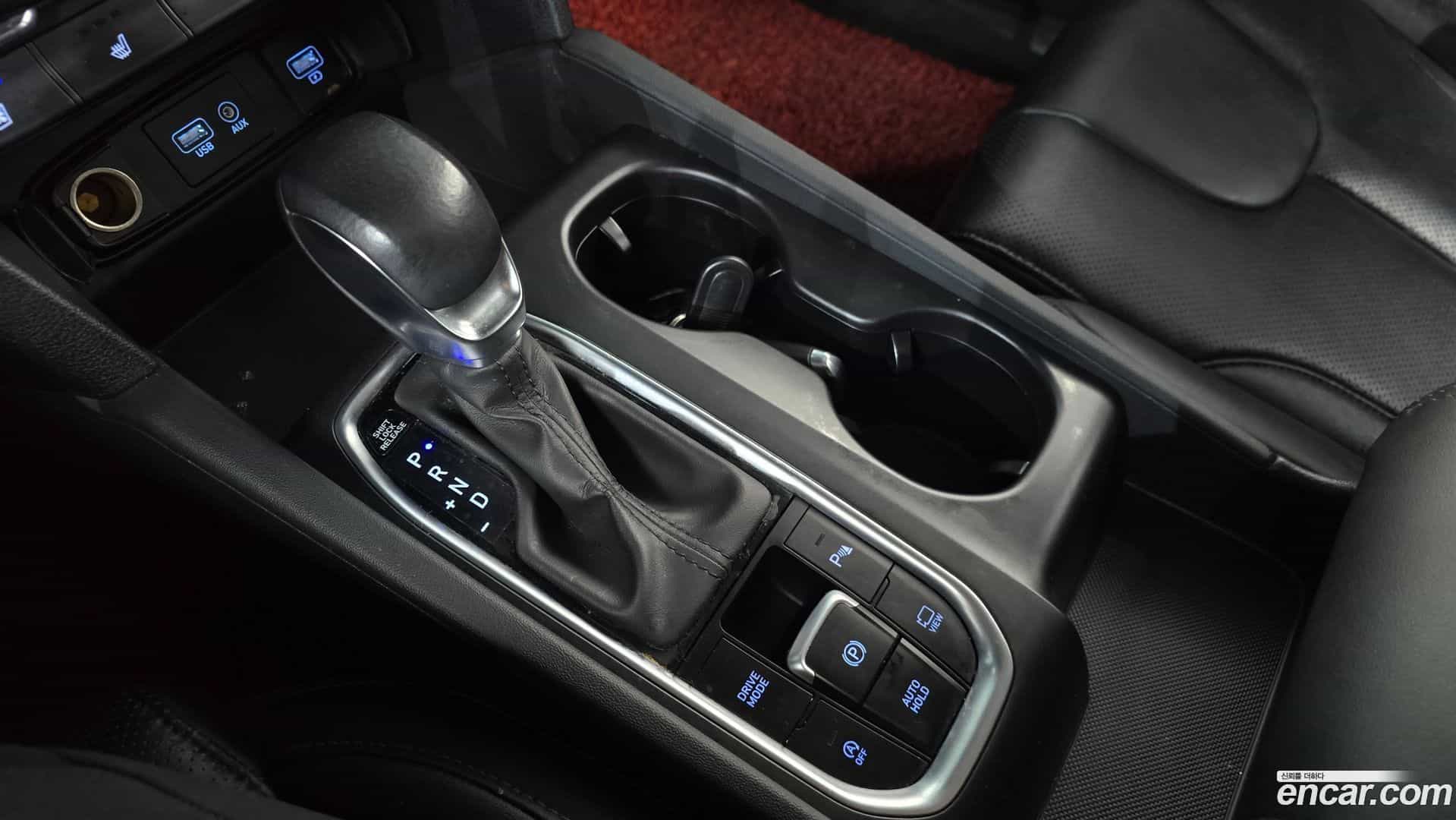 Santafe Hyundai 2019.2-INNER-009