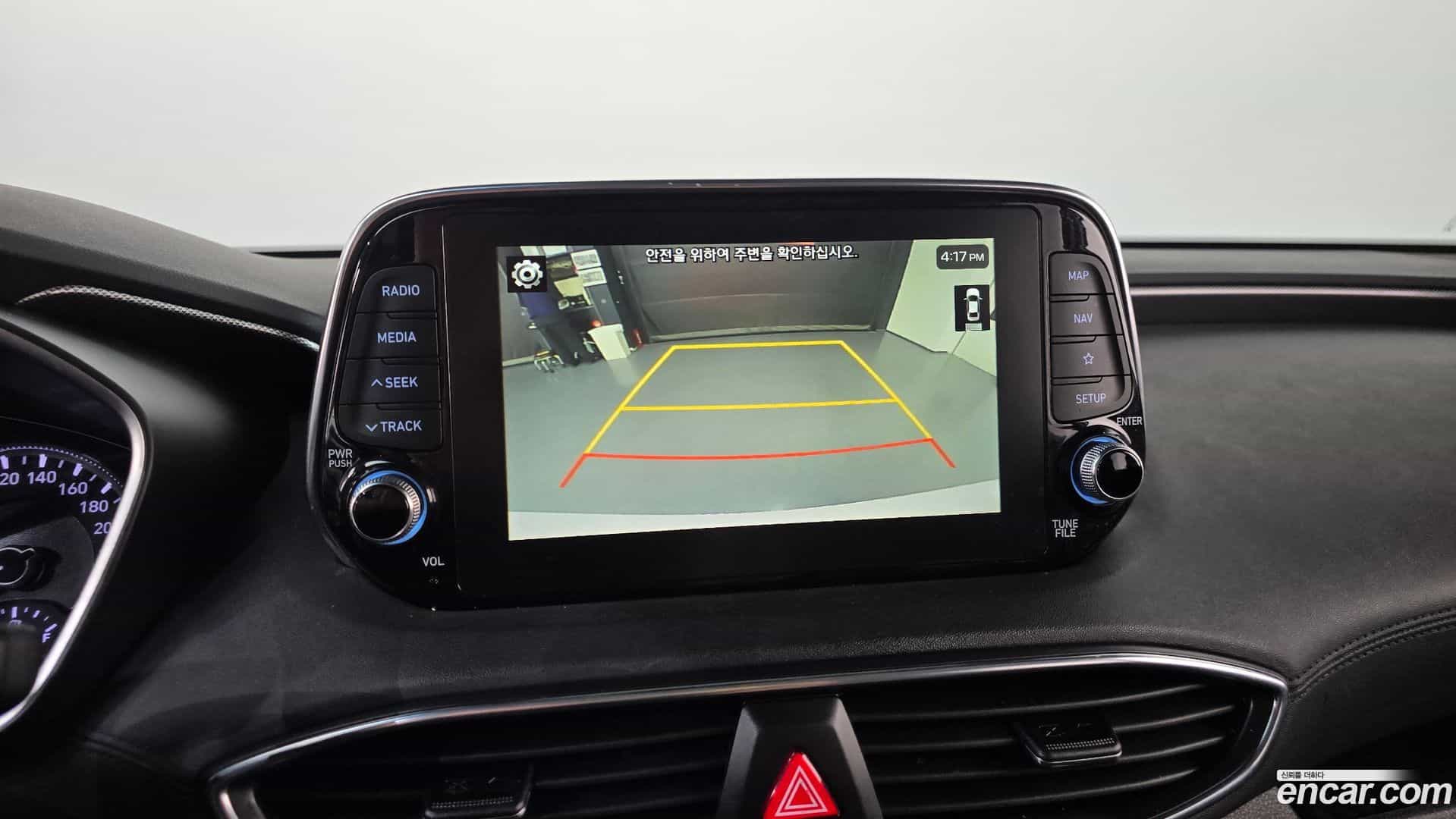 Santafe Hyundai 2019.2-OPTION-018