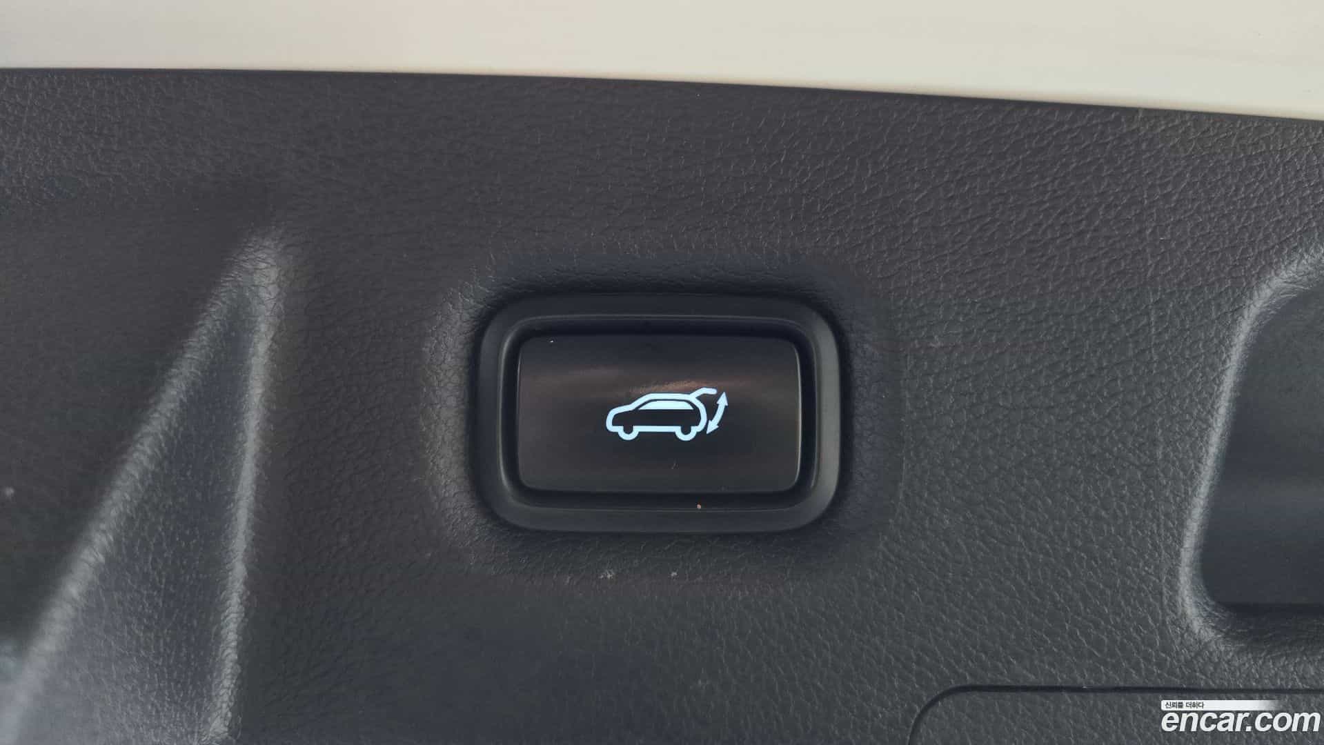 Santafe Hyundai 2019.2-OPTION-024