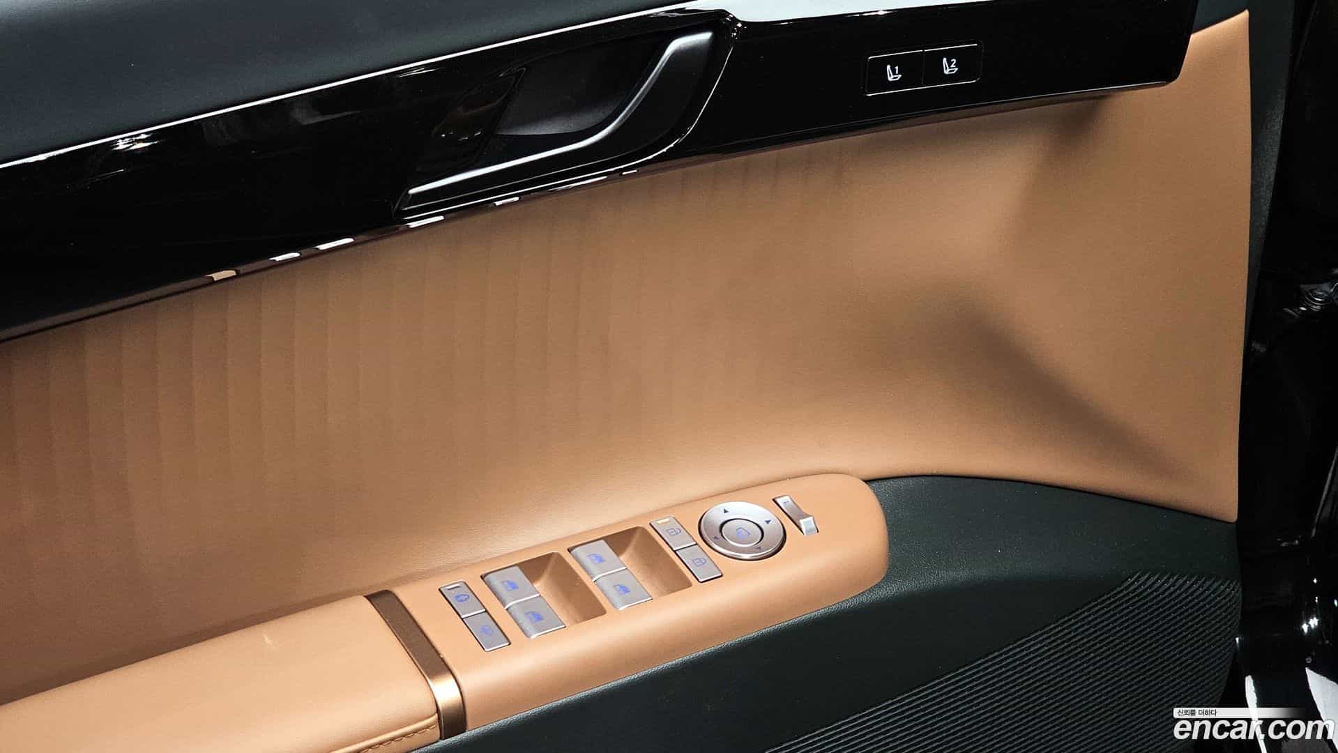 Grandeur Hyundai 2024.0-OPTION-042