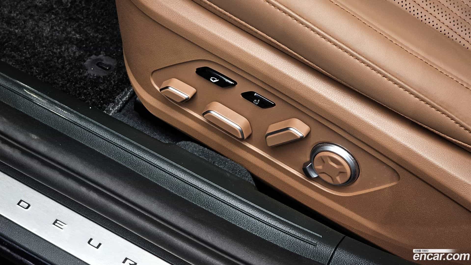 Grandeur Hyundai 2024.0-OPTION-046