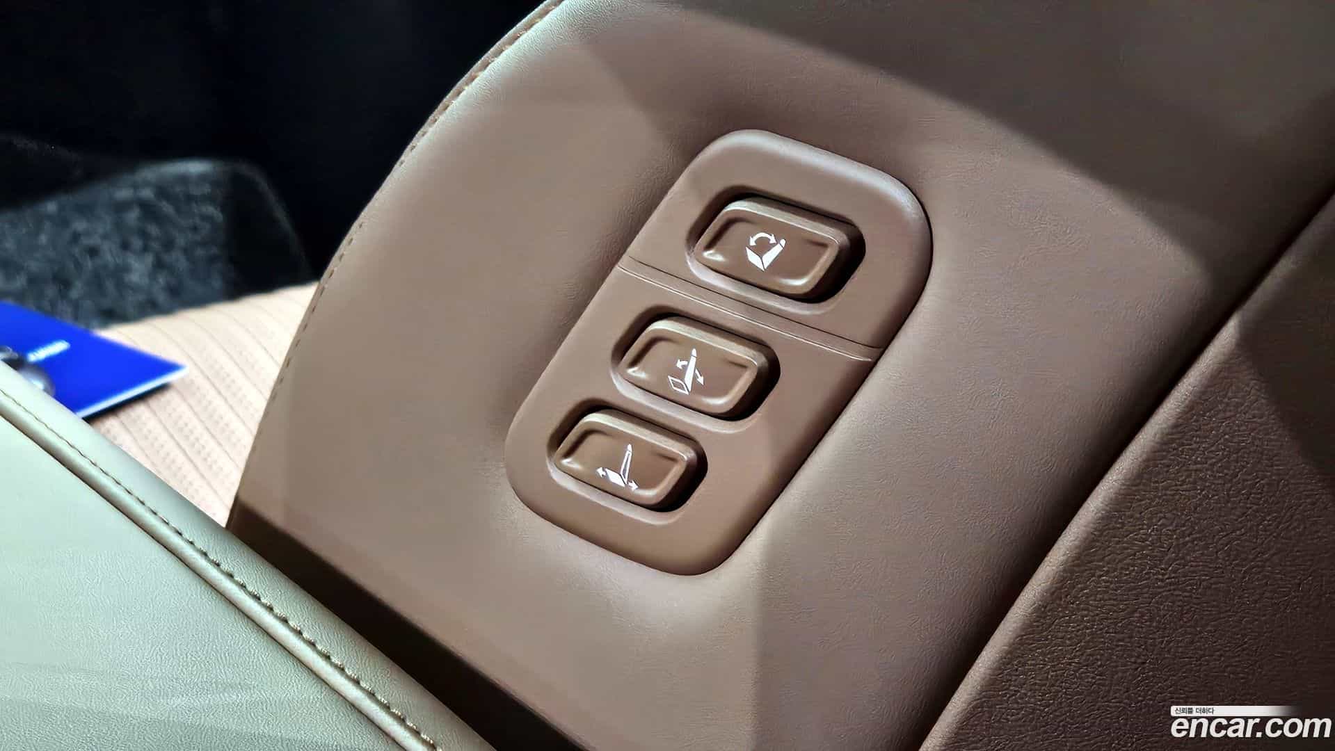 Grandeur Hyundai 2024.0-OPTION-047