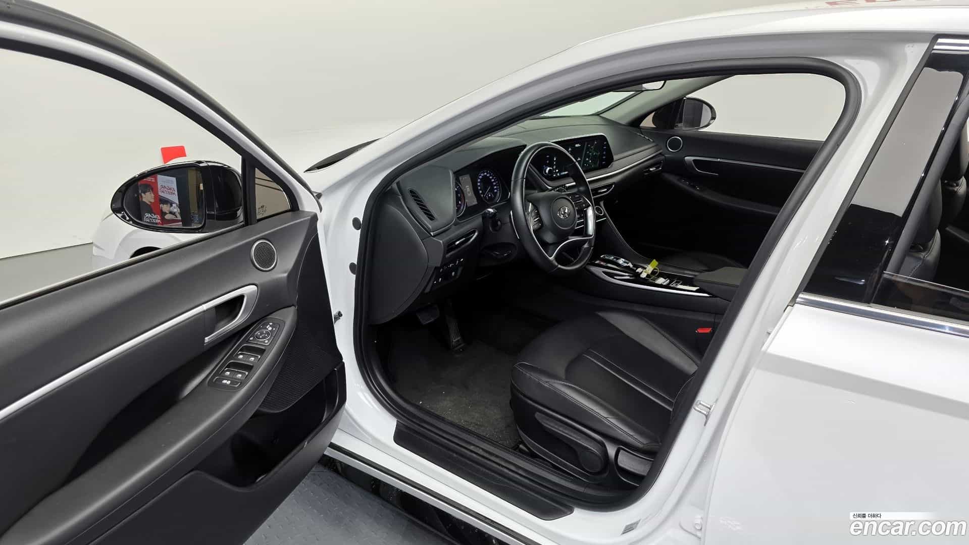 Sonata Hyundai 2022.4-INNER-010