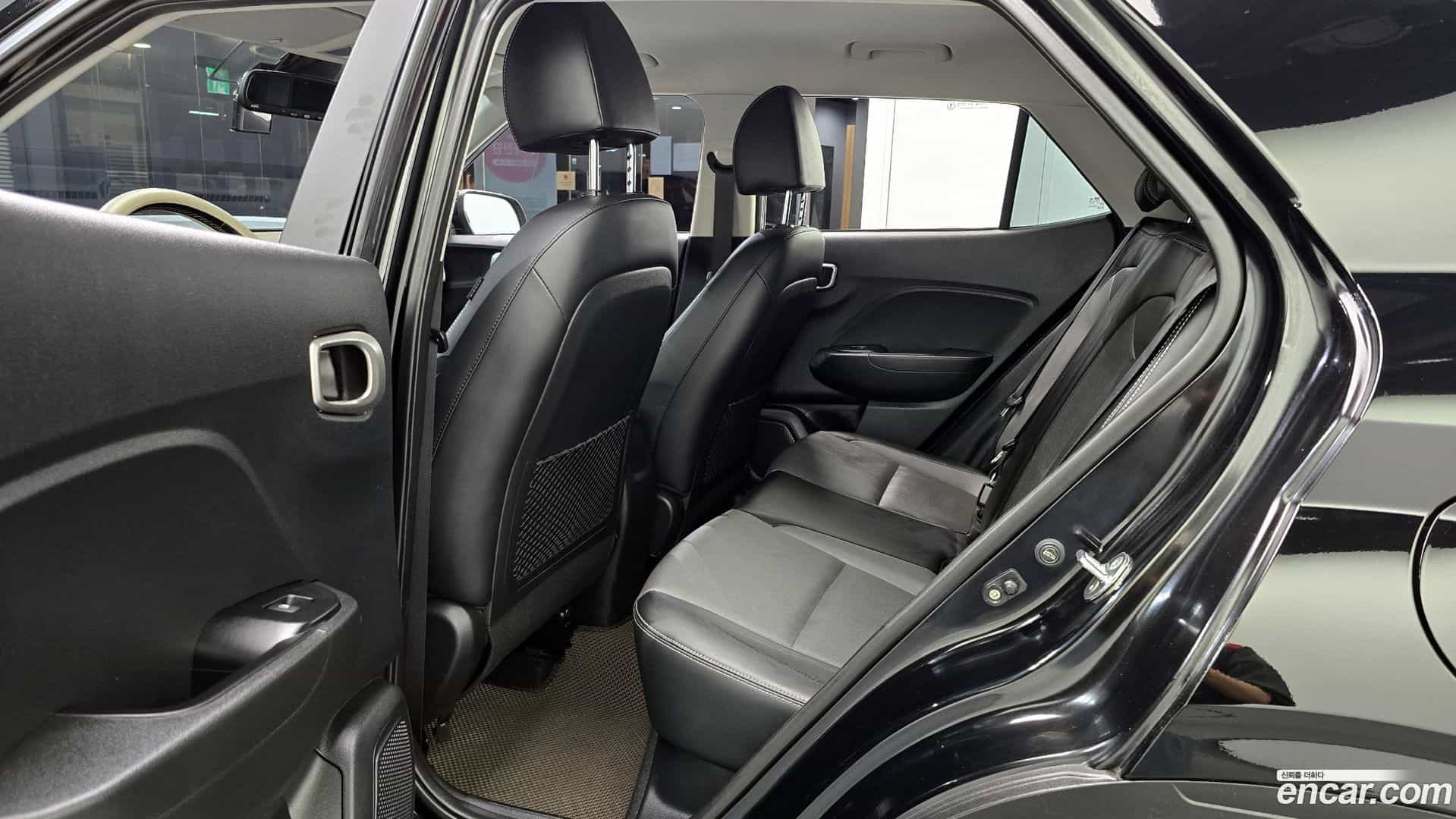 Venue Hyundai 2020.9-OPTION-015