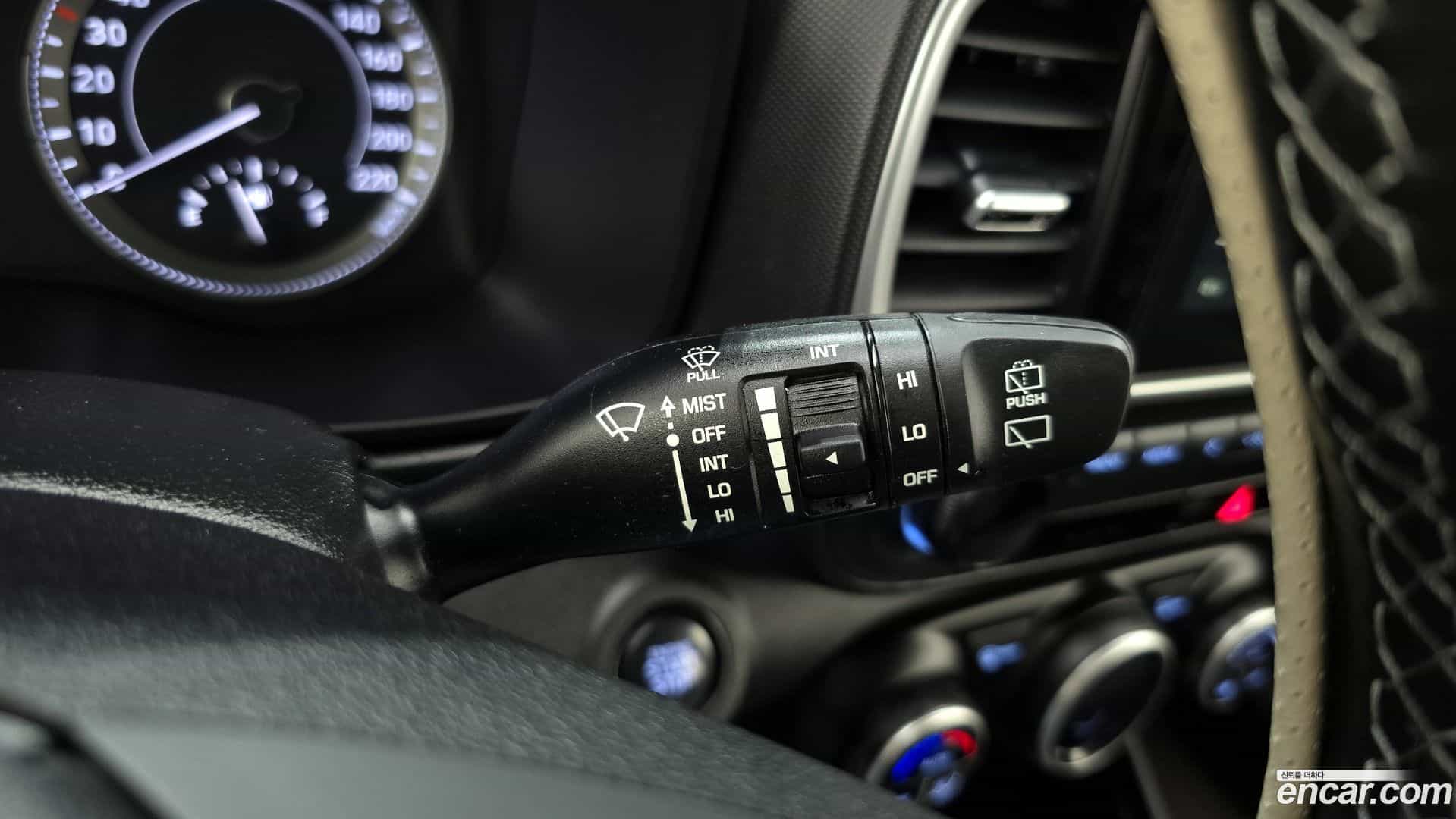 Venue Hyundai 2020.9-OPTION-024