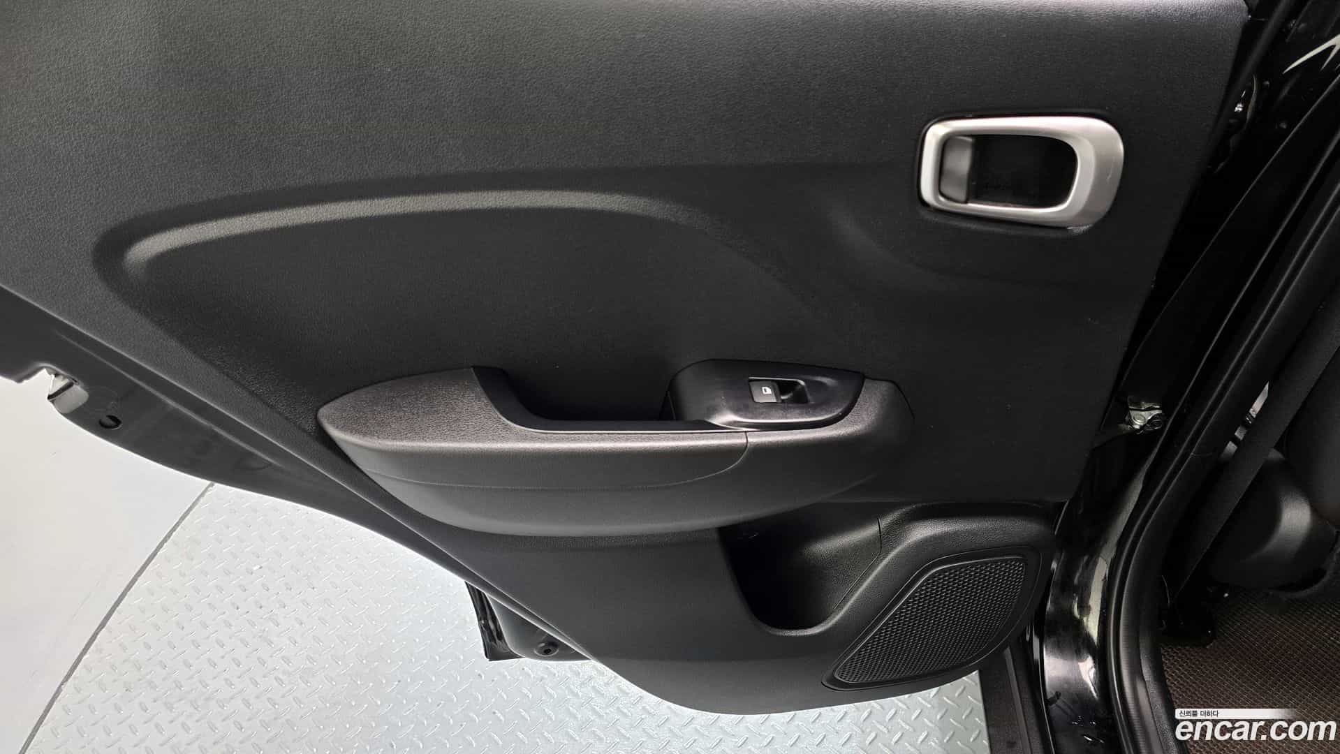 Venue Hyundai 2020.9-INNER-035