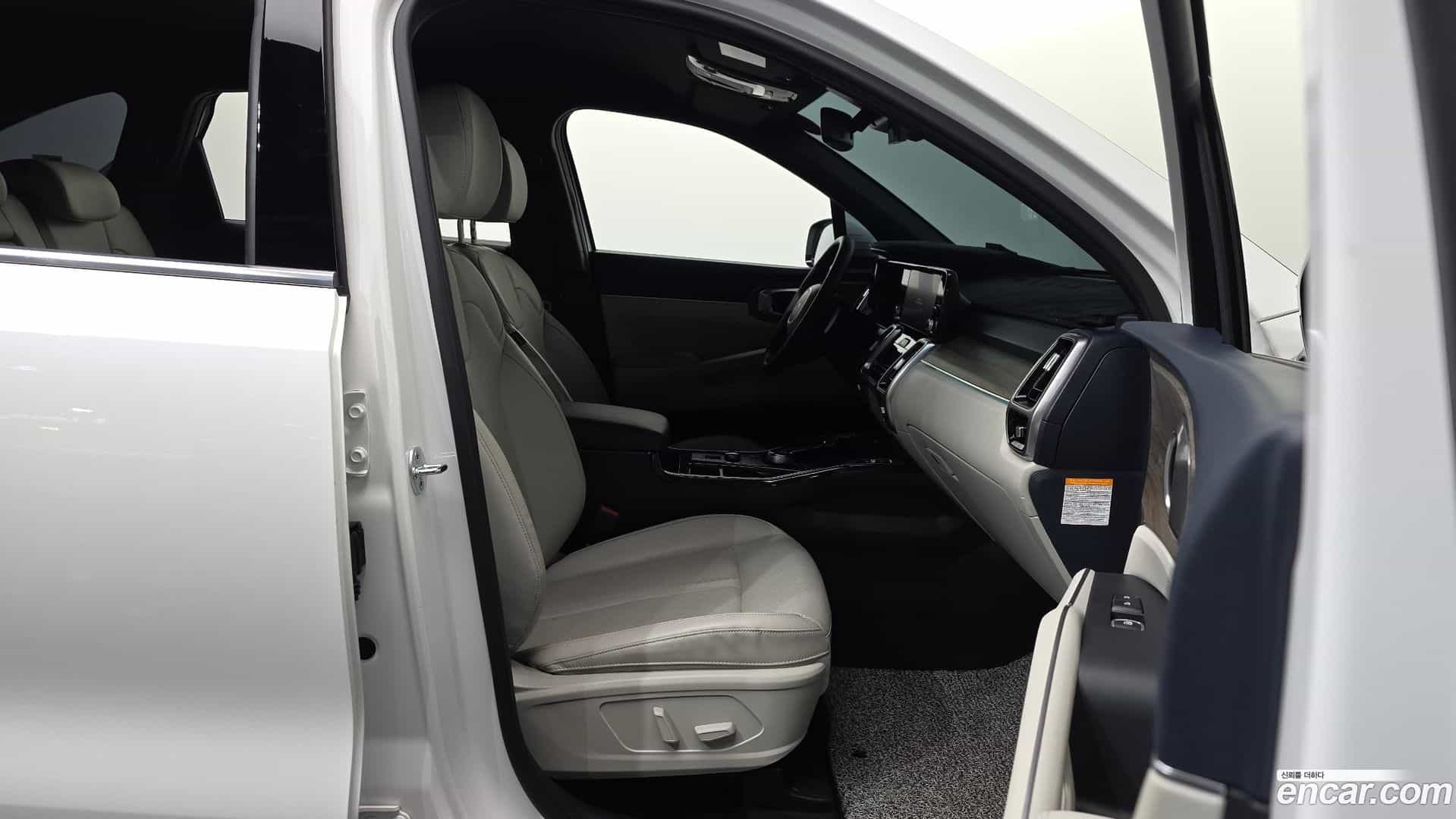 Sorento Kia 2022.1-OPTION-015