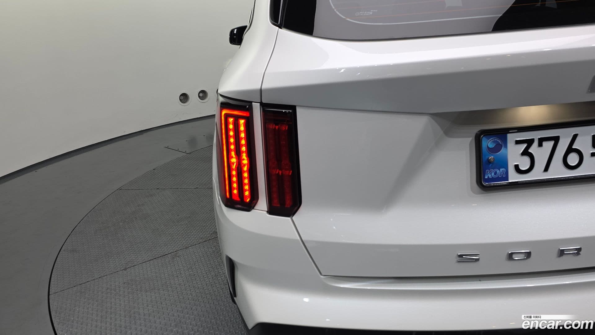 Main__Slider__Photo:Sorento Kia 2022.1-22