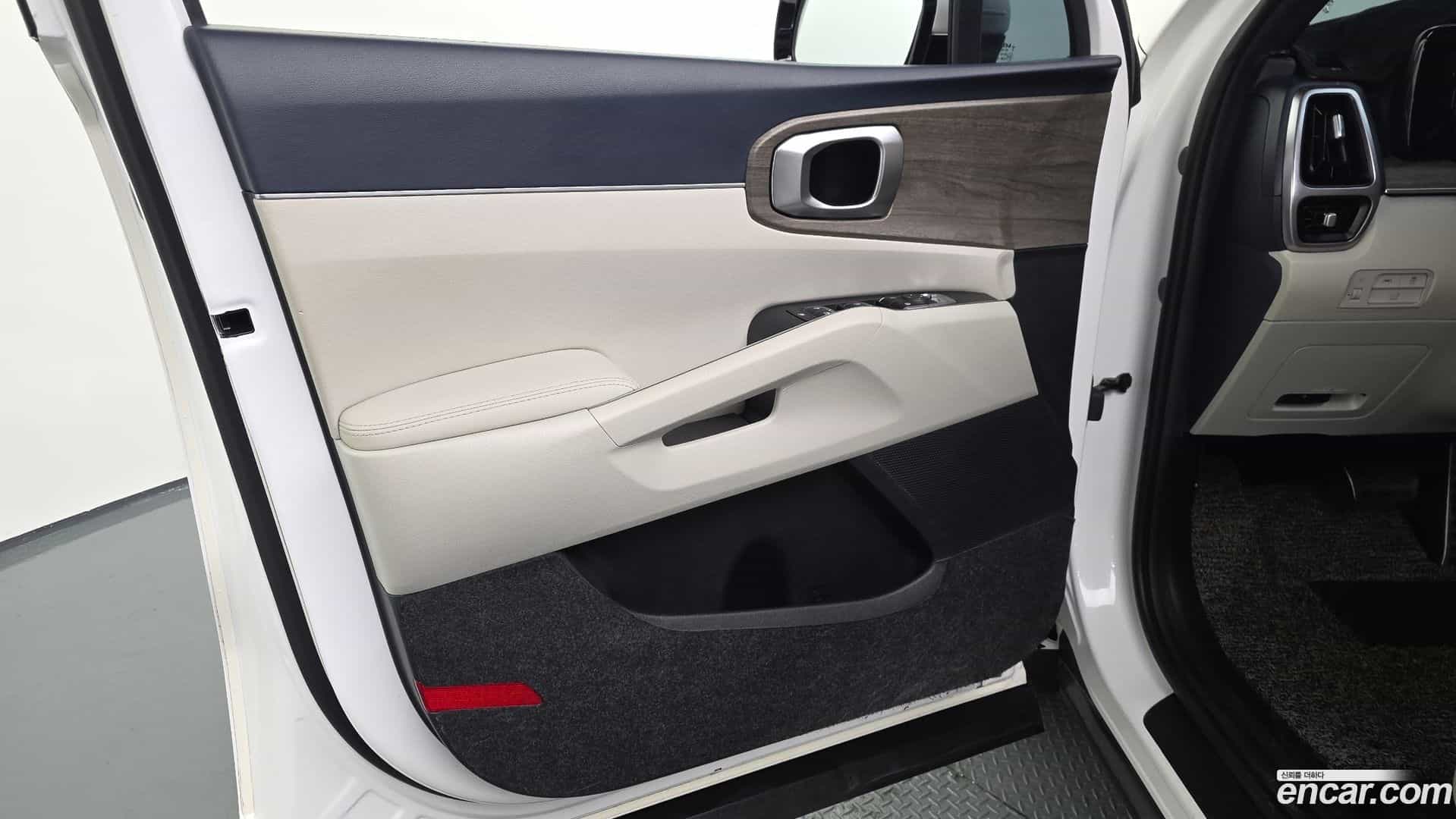 Sorento Kia 2022.1-INNER-034