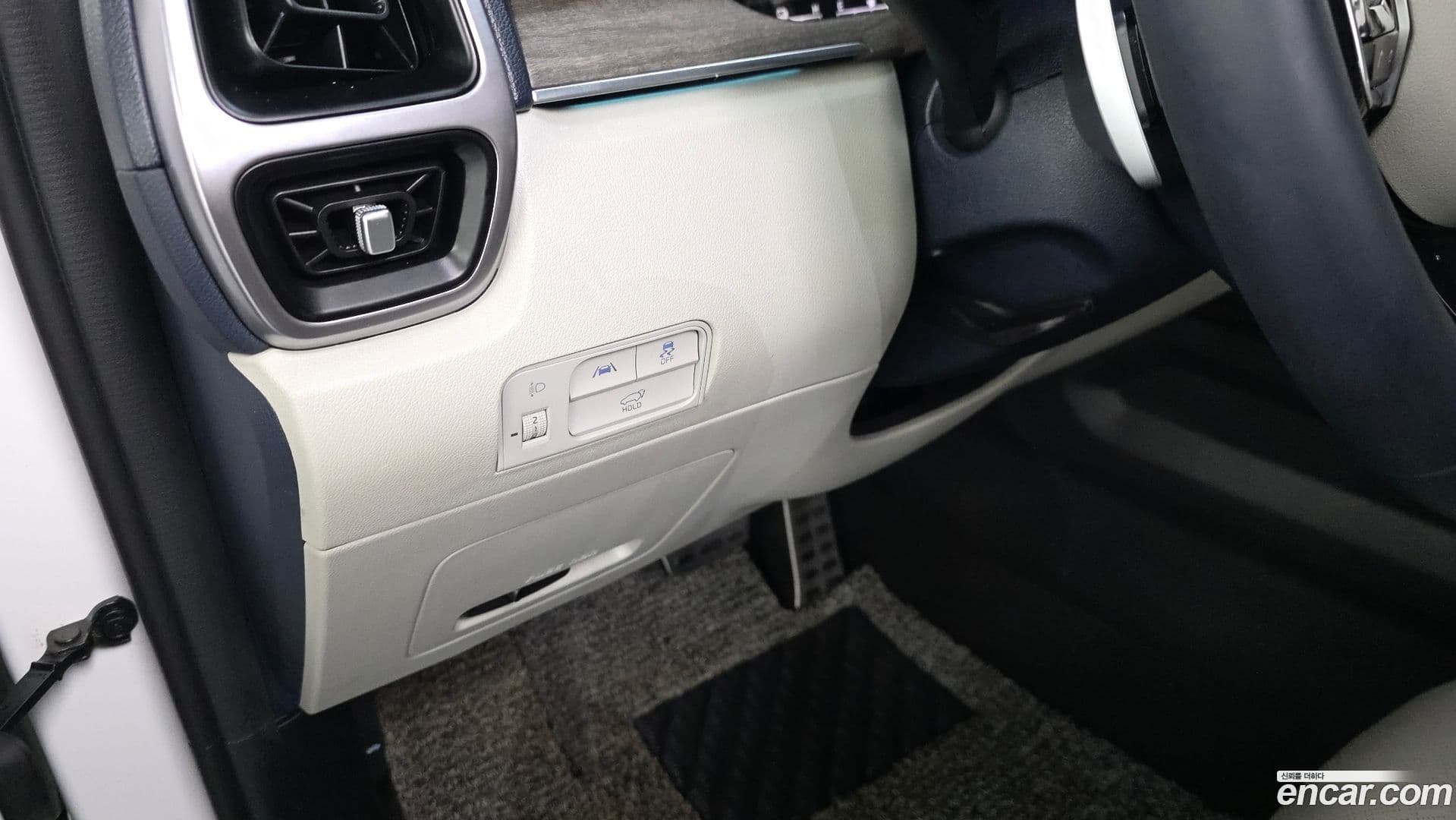 Main__Slider__Photo:Sorento Kia 2022.1-26