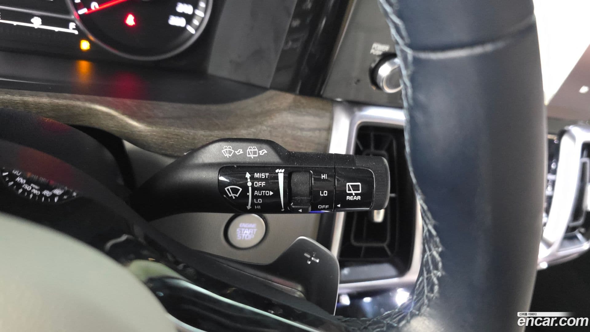 Main__Slider__Photo:Sorento Kia 2022.1-27
