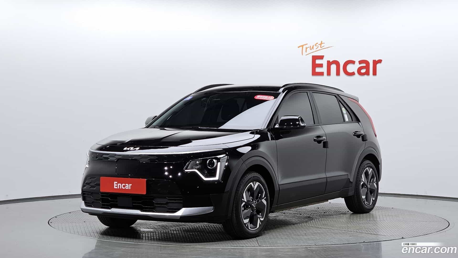 Niro Kia 2023.4-THUMBNAIL-011