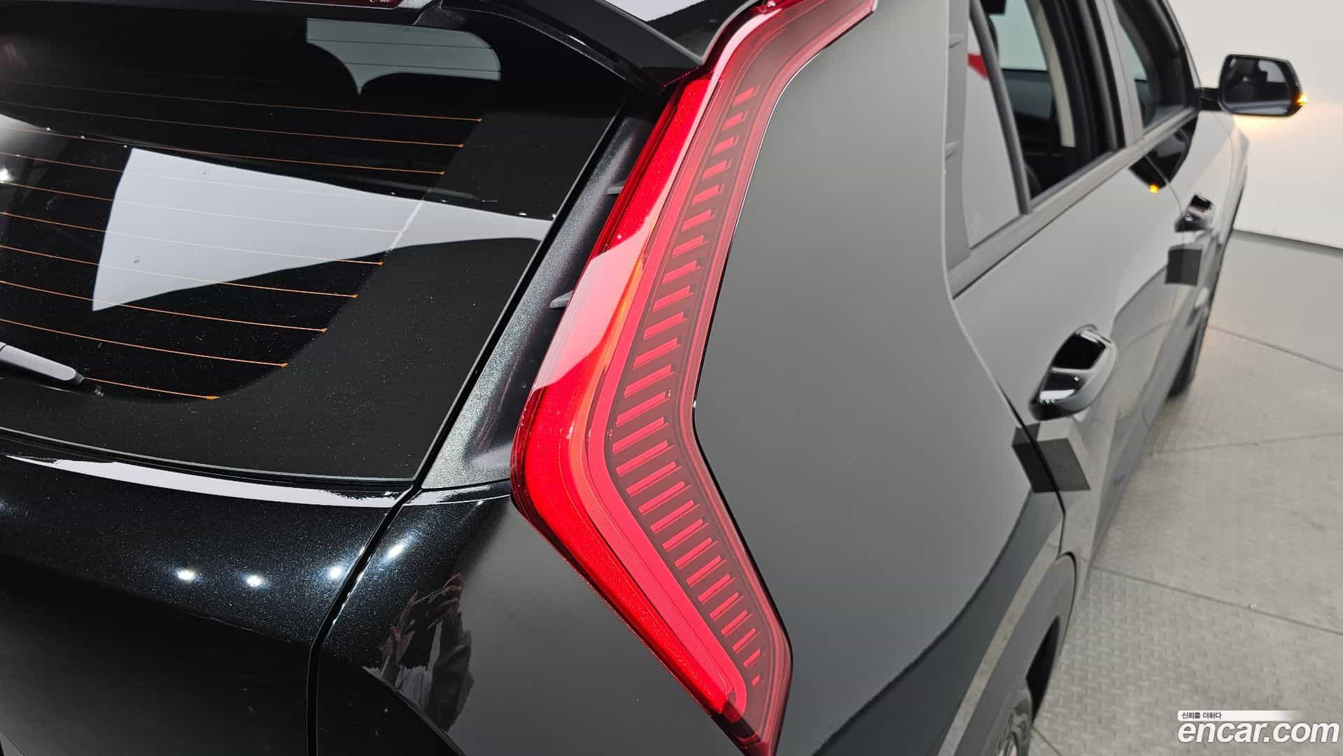 Niro Kia 2023.4-OUTER-033