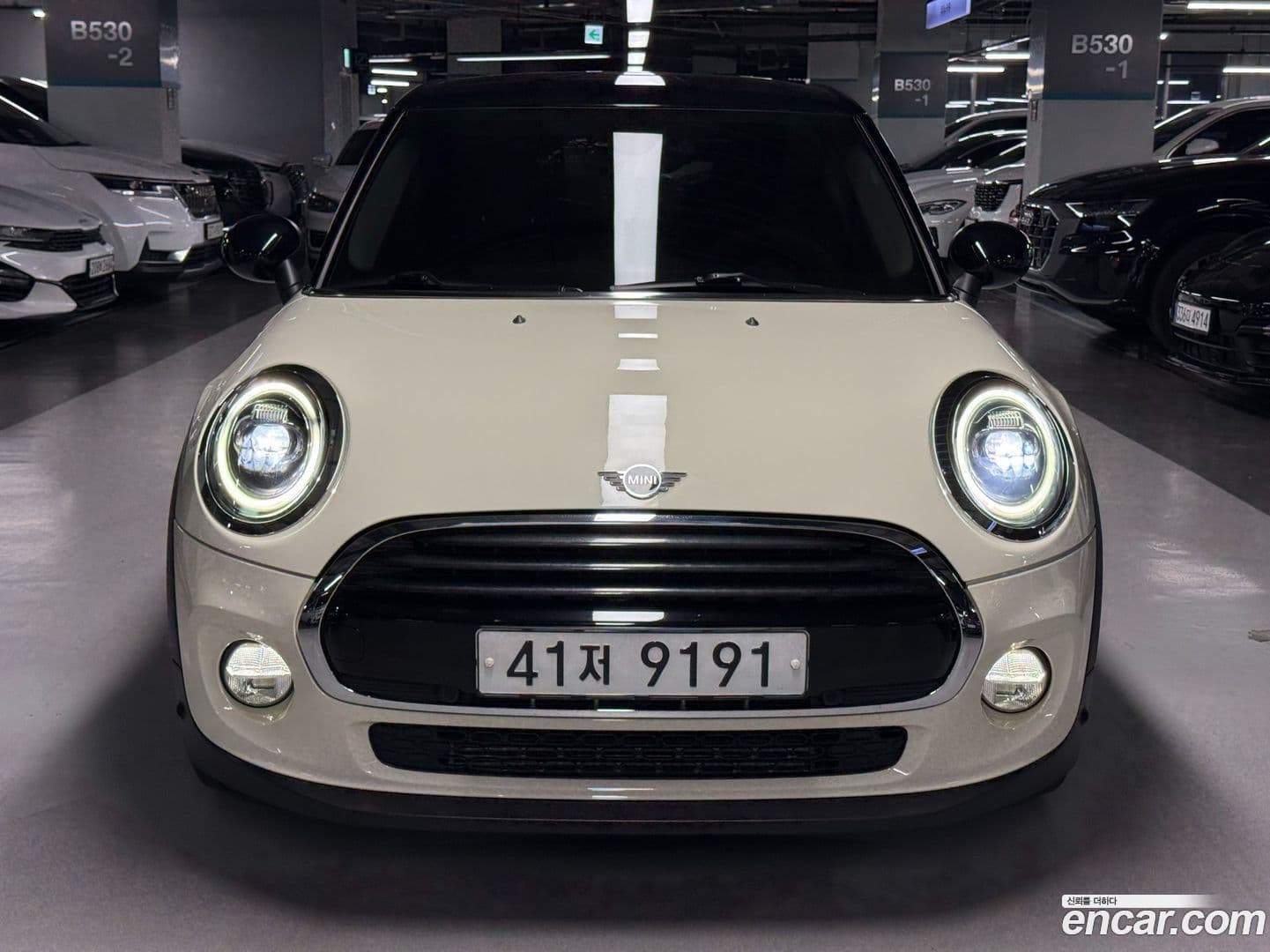 Main__Slider__Photo:Cooper Mini 2018.11-0