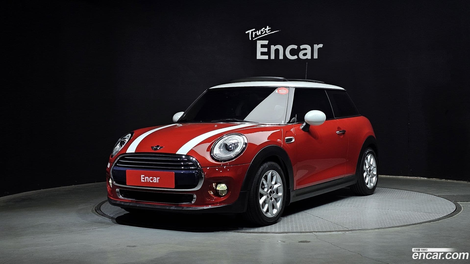 Main__Slider__Photo:Cooper Mini 2017.3-0