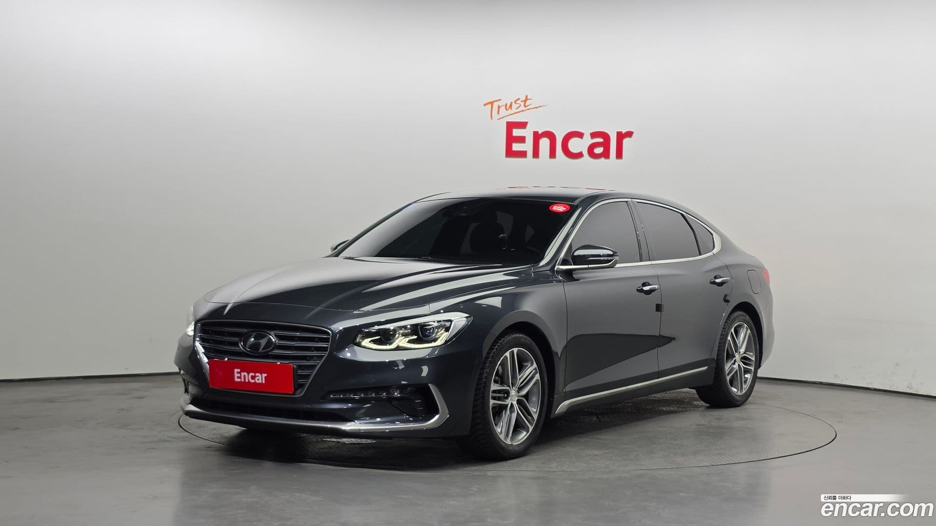 Main__Slider__Photo:Grandeur Hyundai 2018.5-0