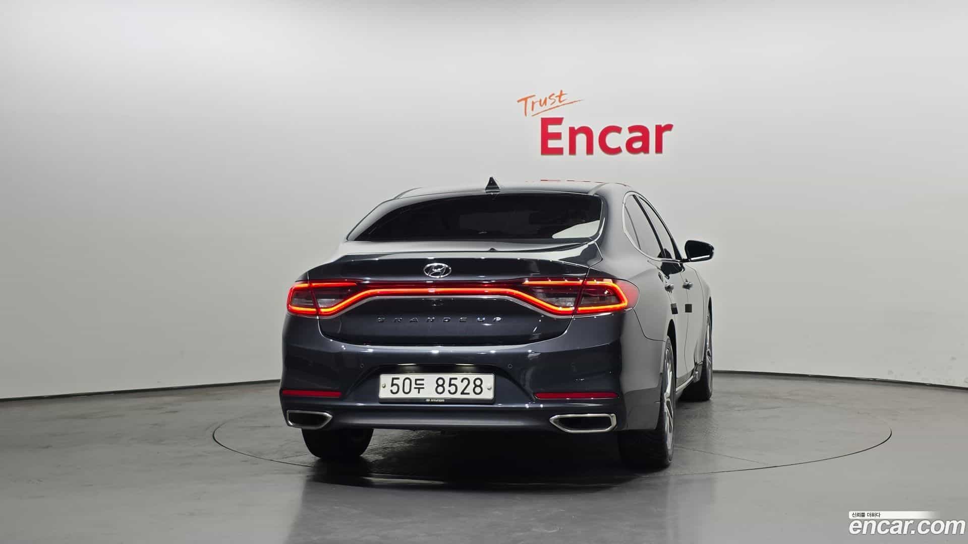 Grandeur Hyundai 2018.5-OUTER-004