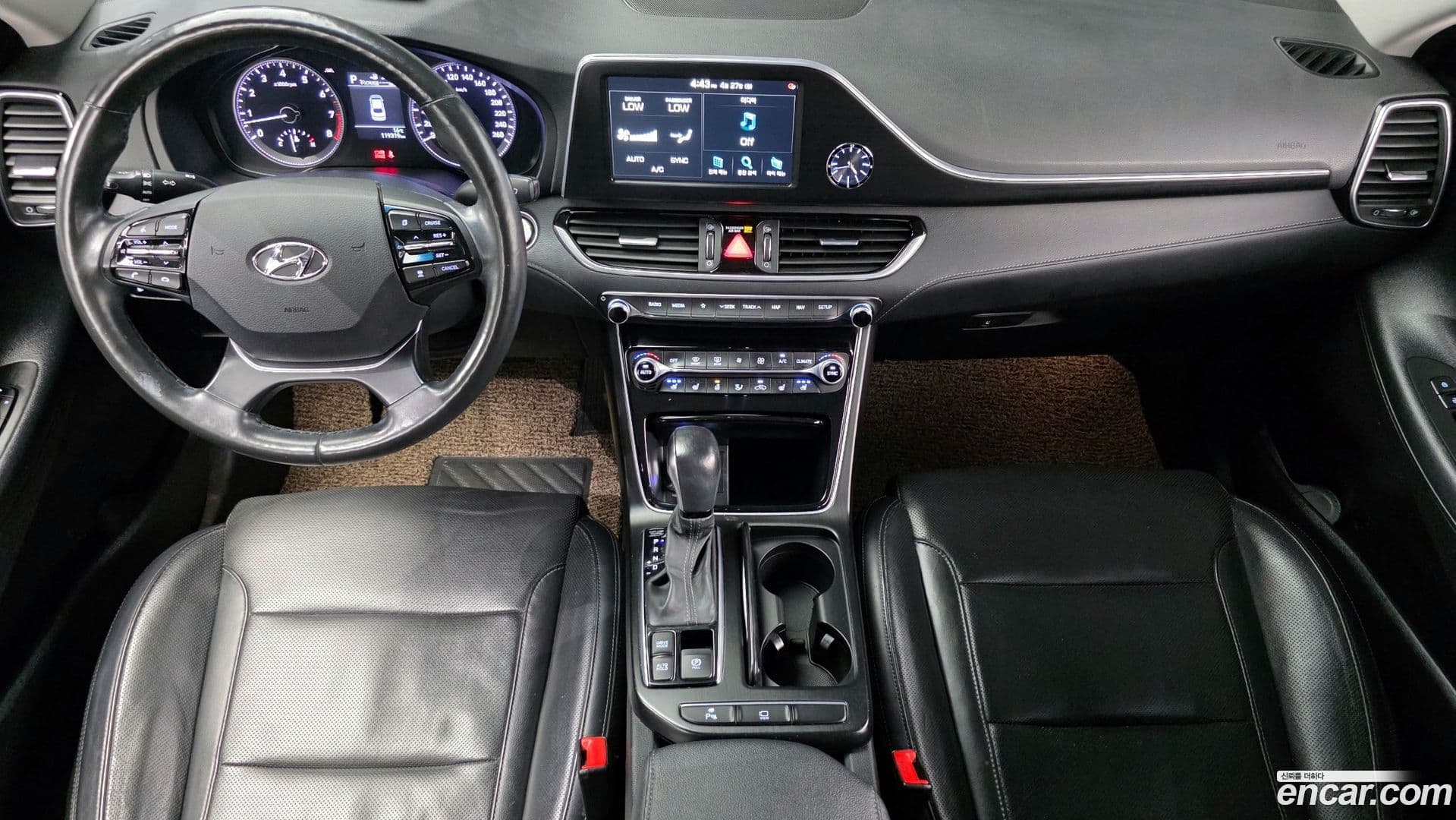 Main__Slider__Photo:Grandeur Hyundai 2018.5-6