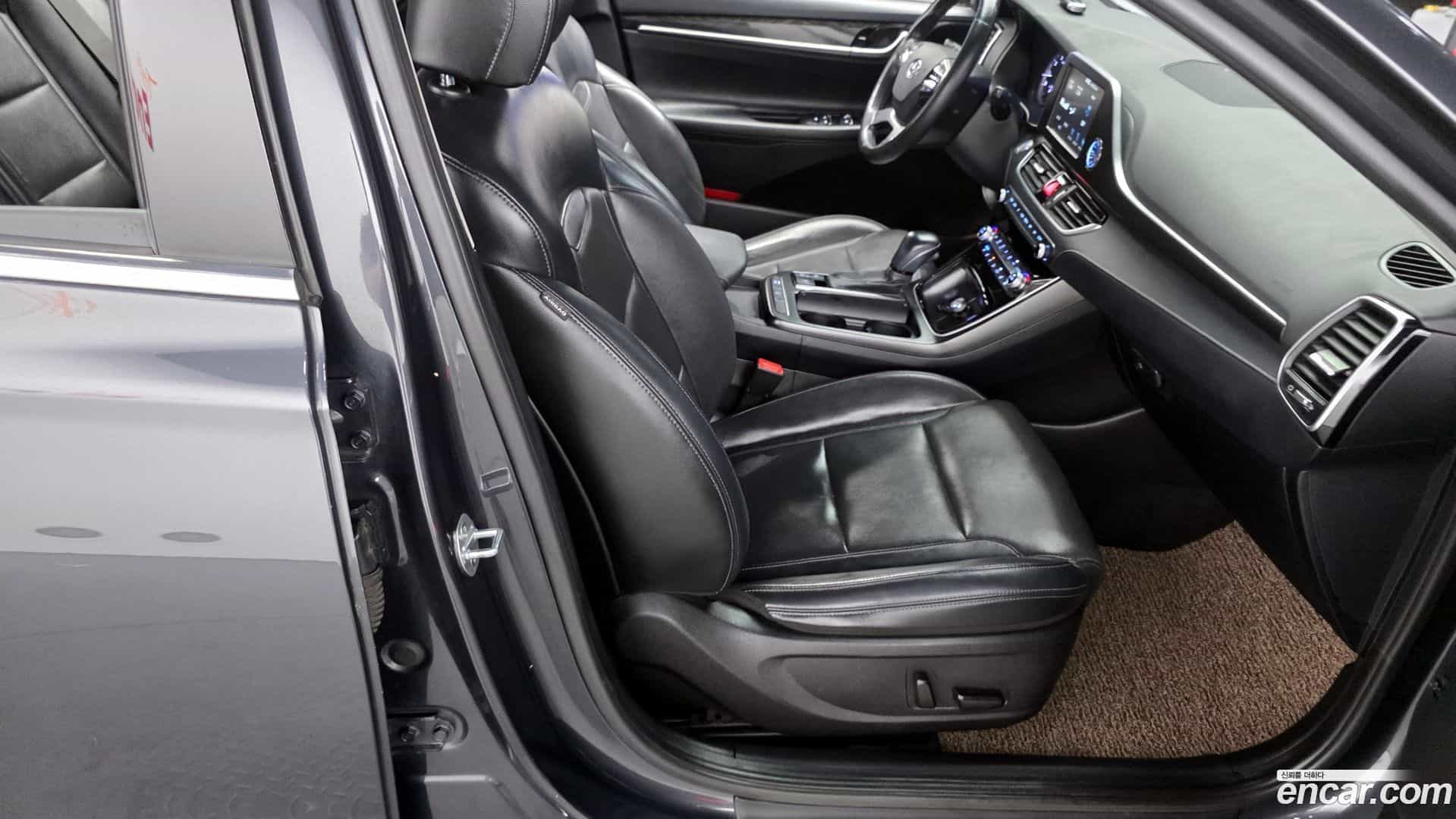 Grandeur Hyundai 2018.5-INNER-036