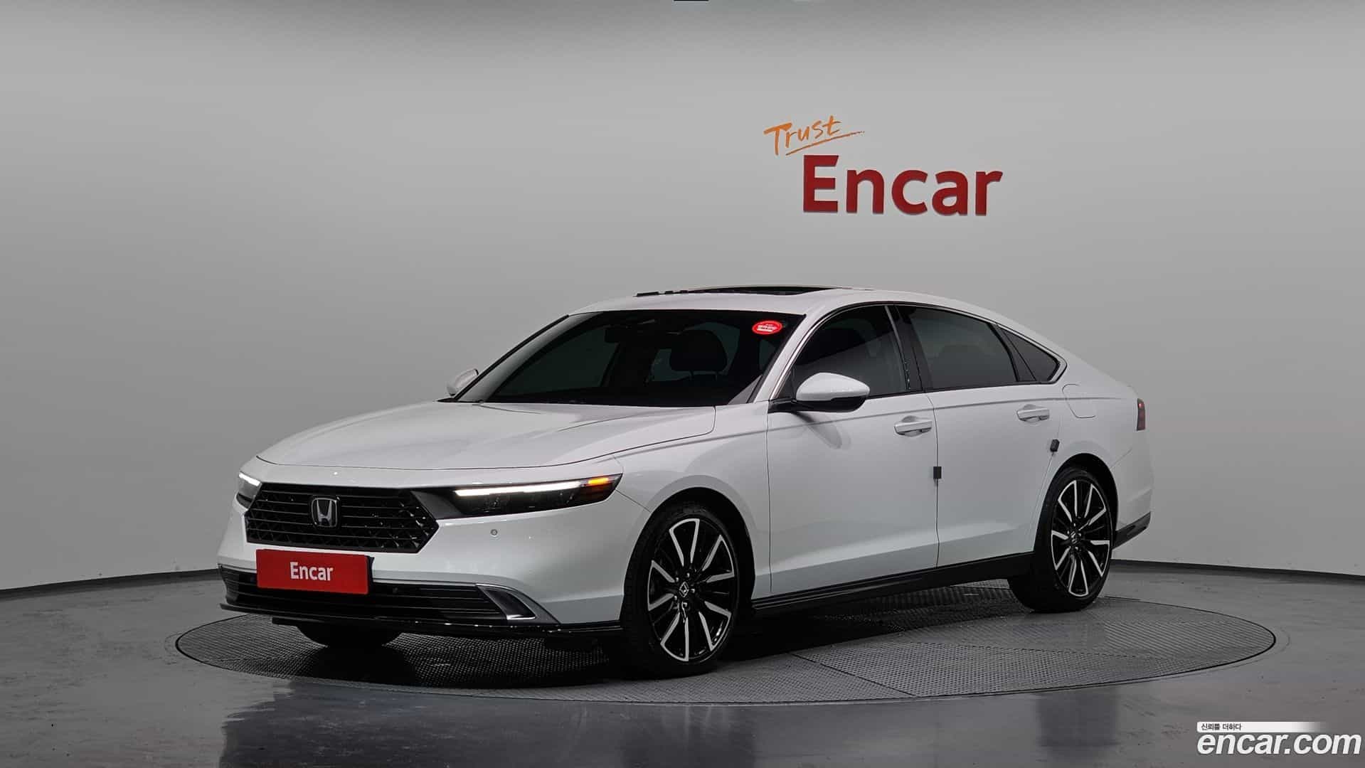 Accord Honda 2024.11-OUTER-001