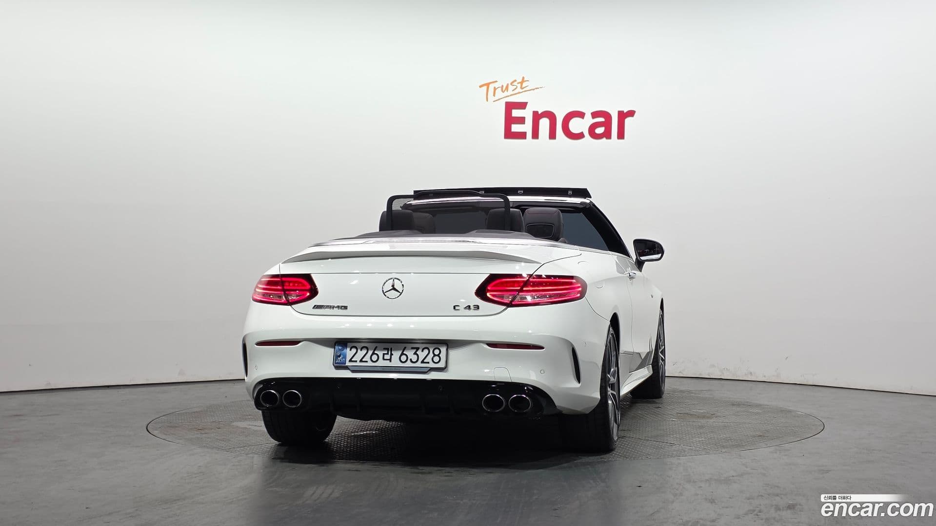 Main__Slider__Photo:C-Class Mercedes-Benz 2019.11-3