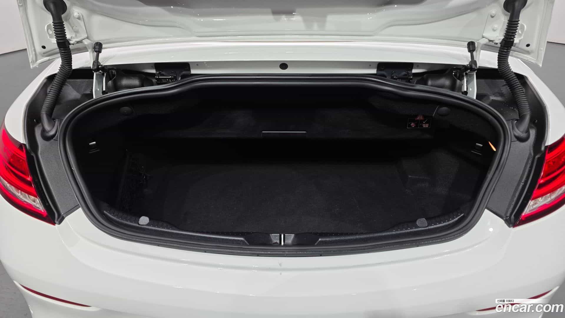 C-Class Mercedes-Benz 2019.11-OPTION-019