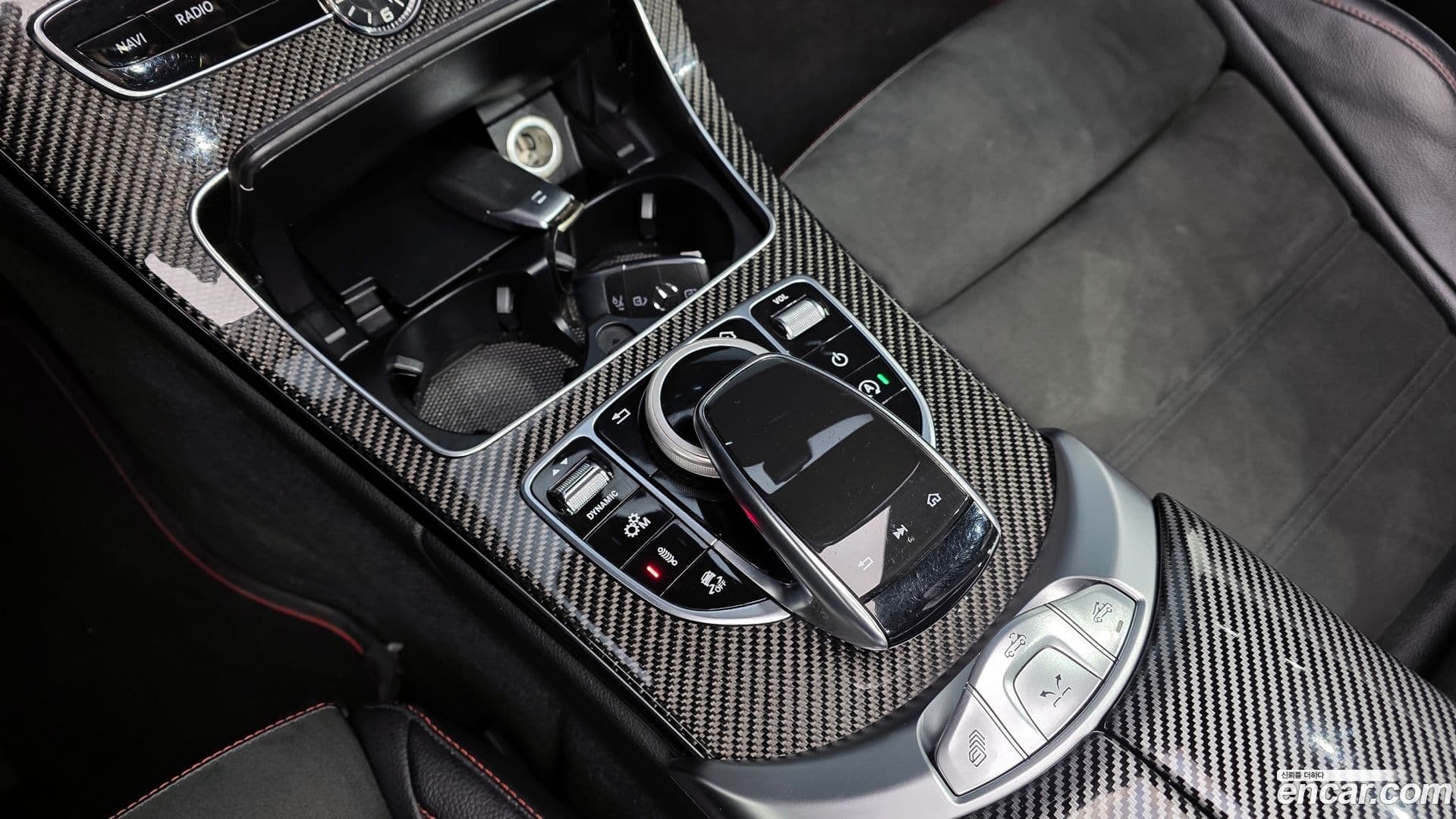 Main__Slider__Photo:C-Class Mercedes-Benz 2019.11-16