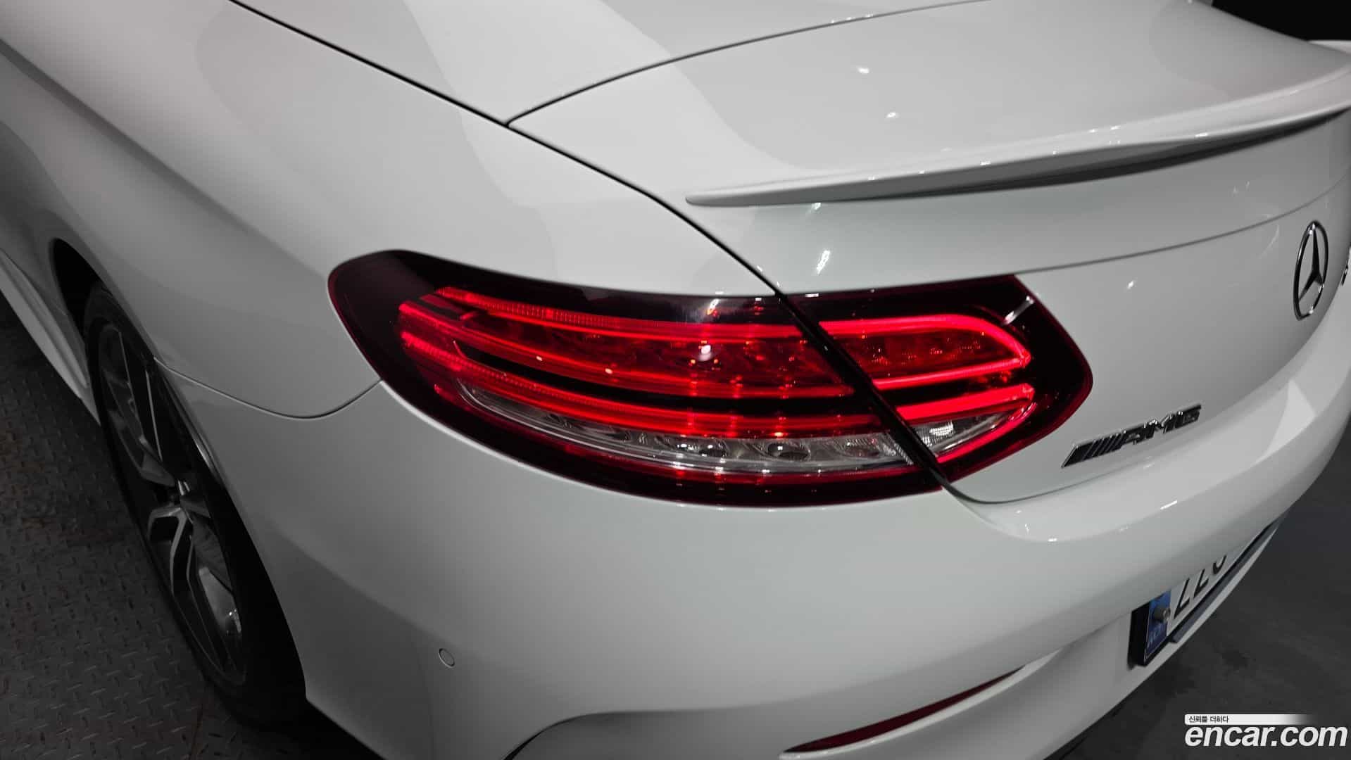 C-Class Mercedes-Benz 2019.11-OUTER-033