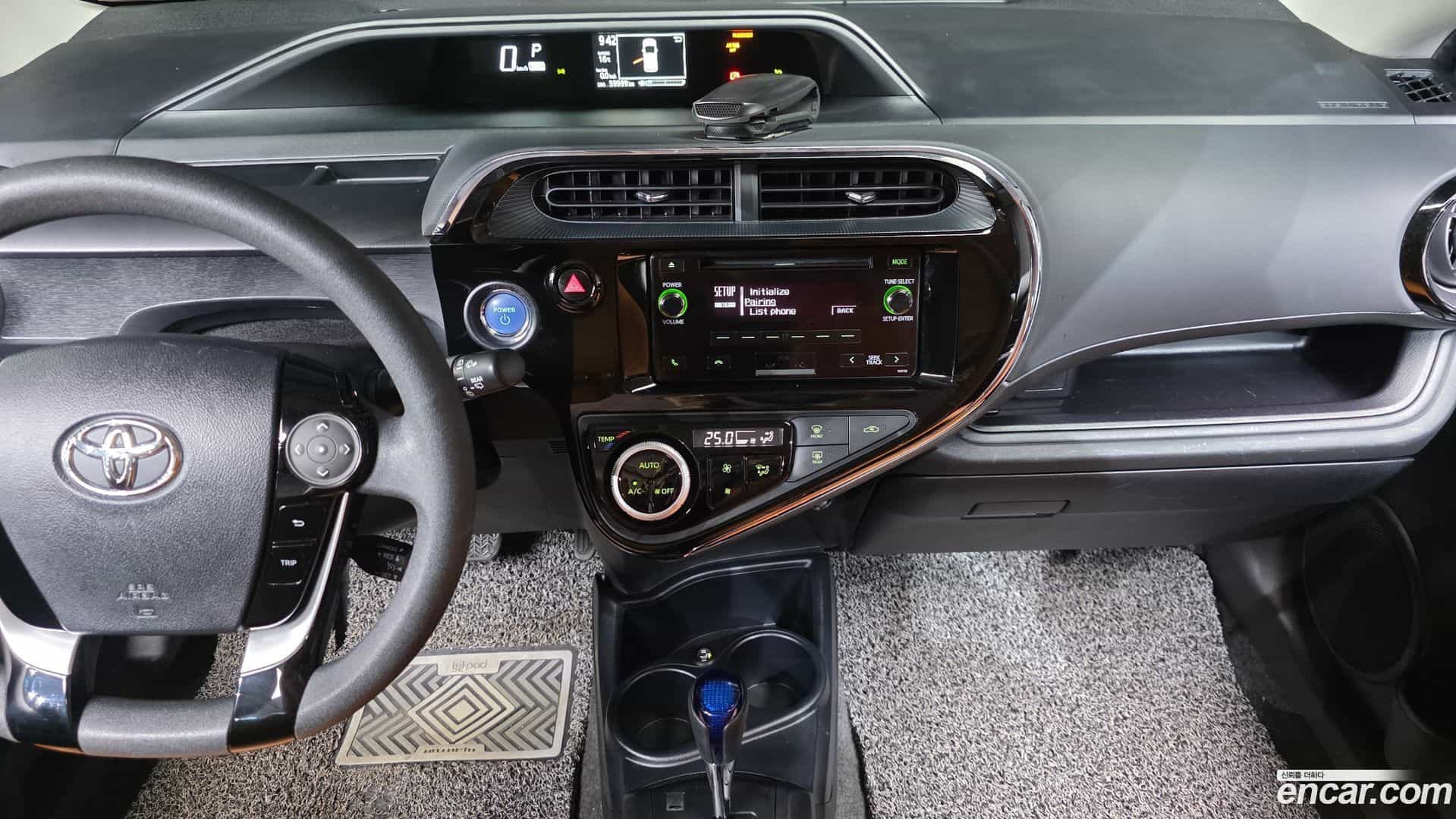 Prius Toyota 2019.4-OPTION-018