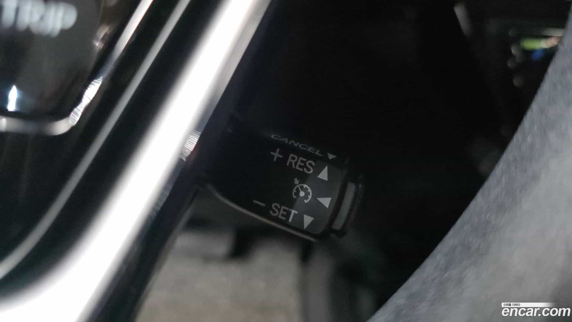 Prius Toyota 2019.4-OPTION-024