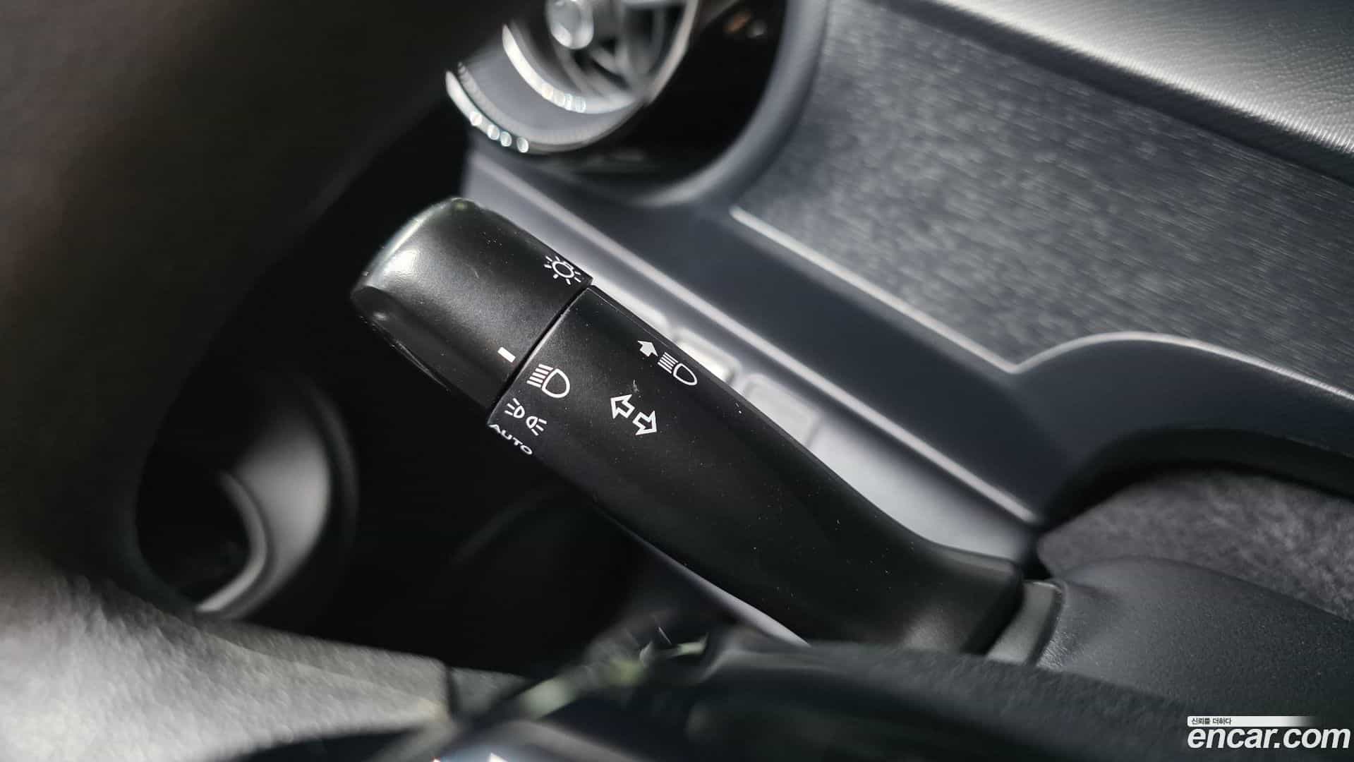 Prius Toyota 2019.4-OPTION-043