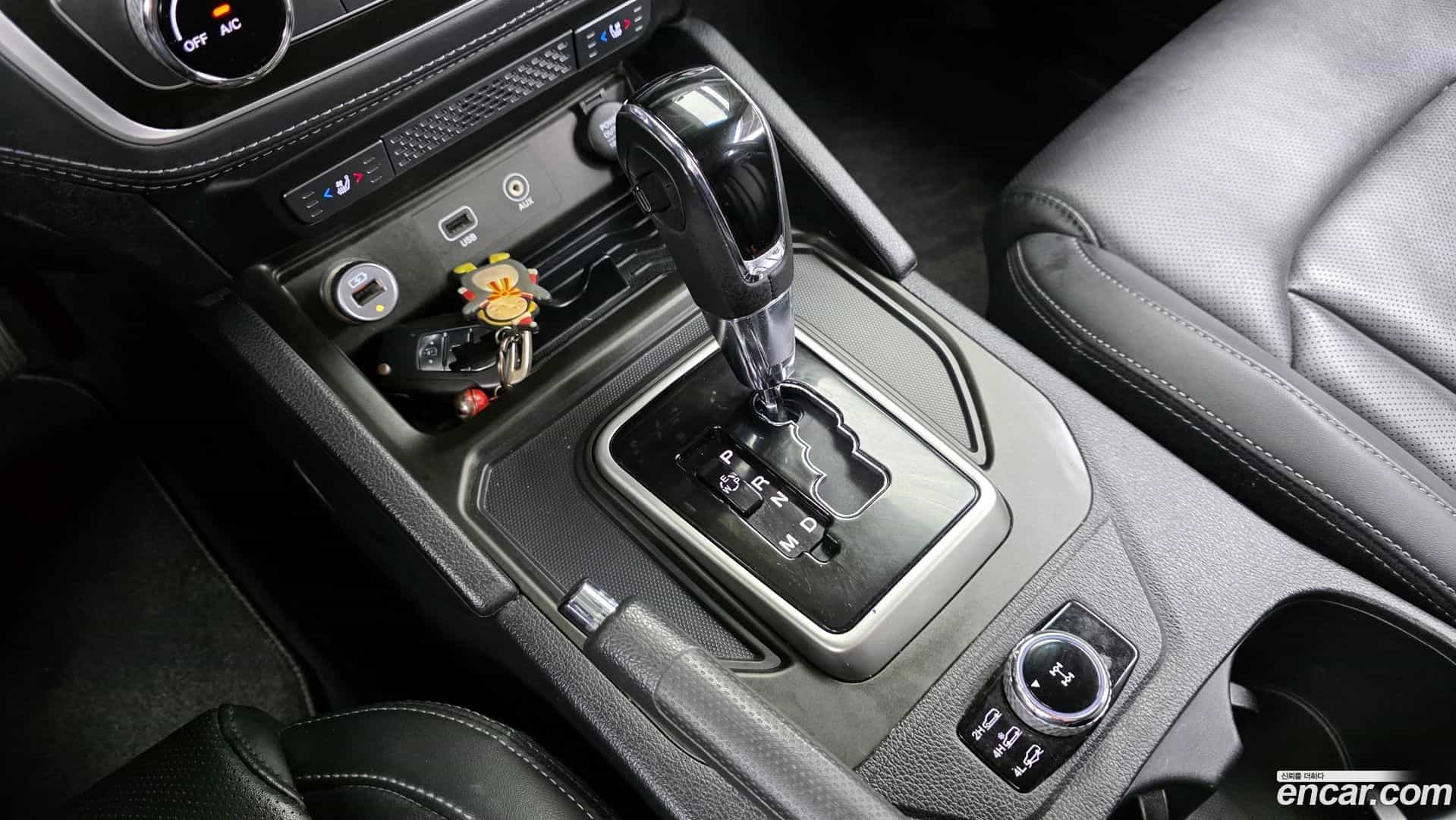 Rexton KG Mobility 2018.0-INNER-009