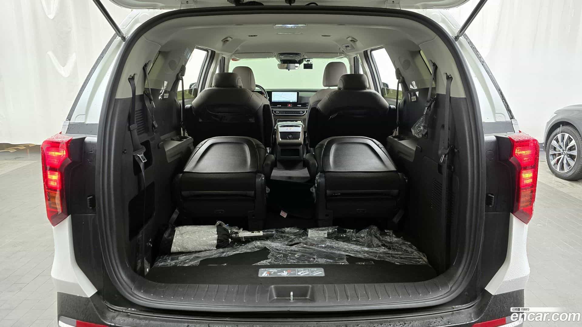 Canival Kia 2025.4-OPTION-024