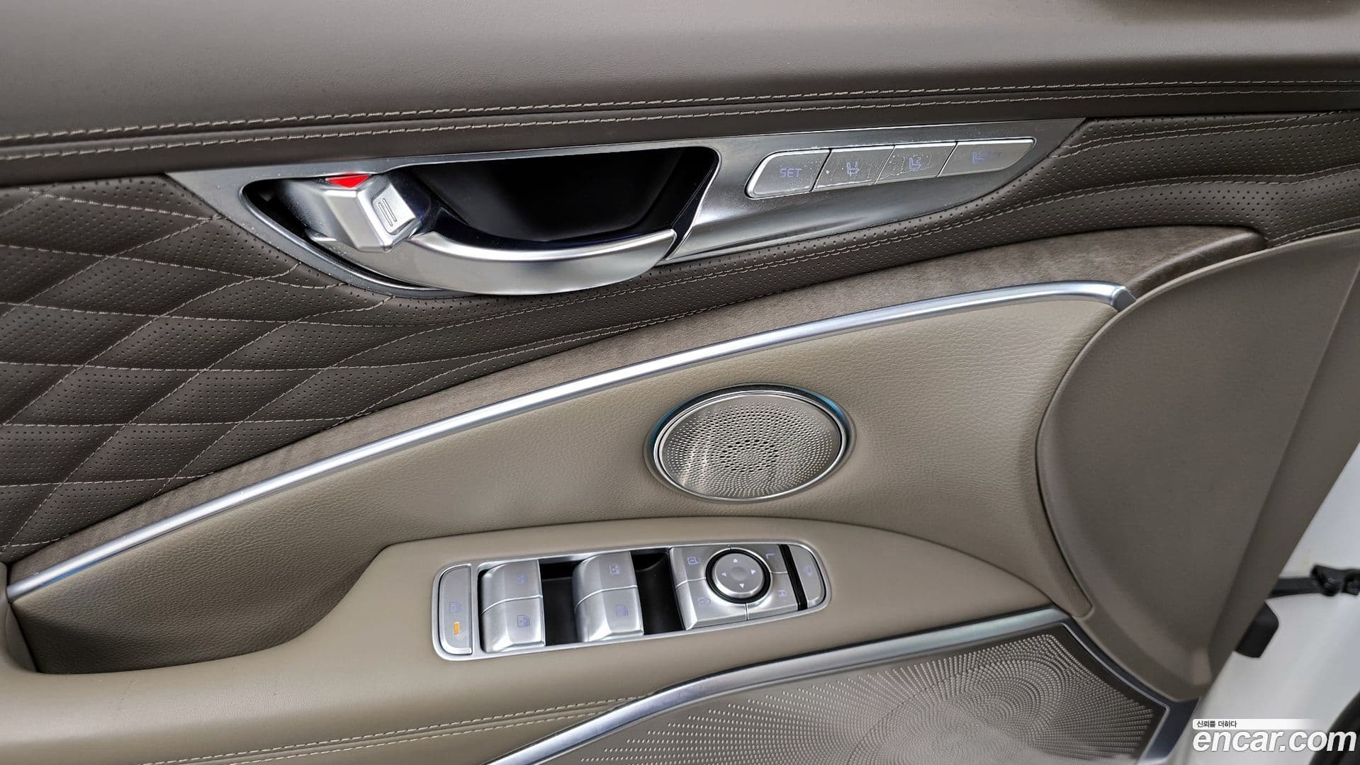 Main__Slider__Photo:K9 Kia 2021.9-33