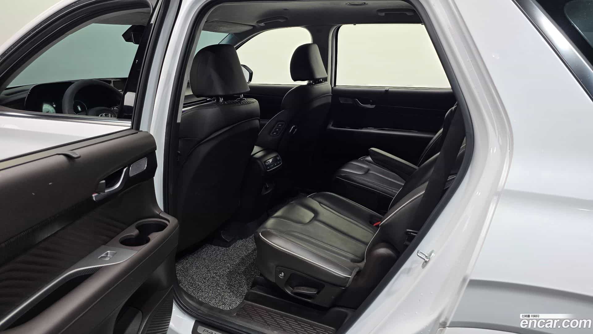 Palisade Hyundai 2022.6-INNER-036