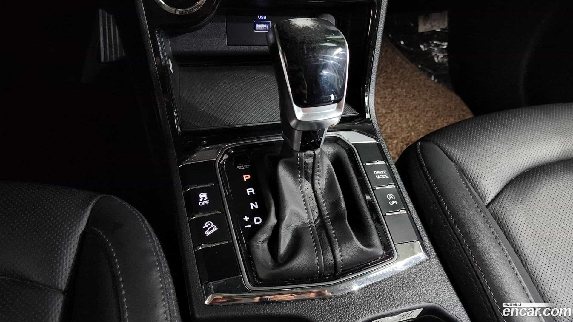 KORANDO KG Mobility 2022.1-INNER-009