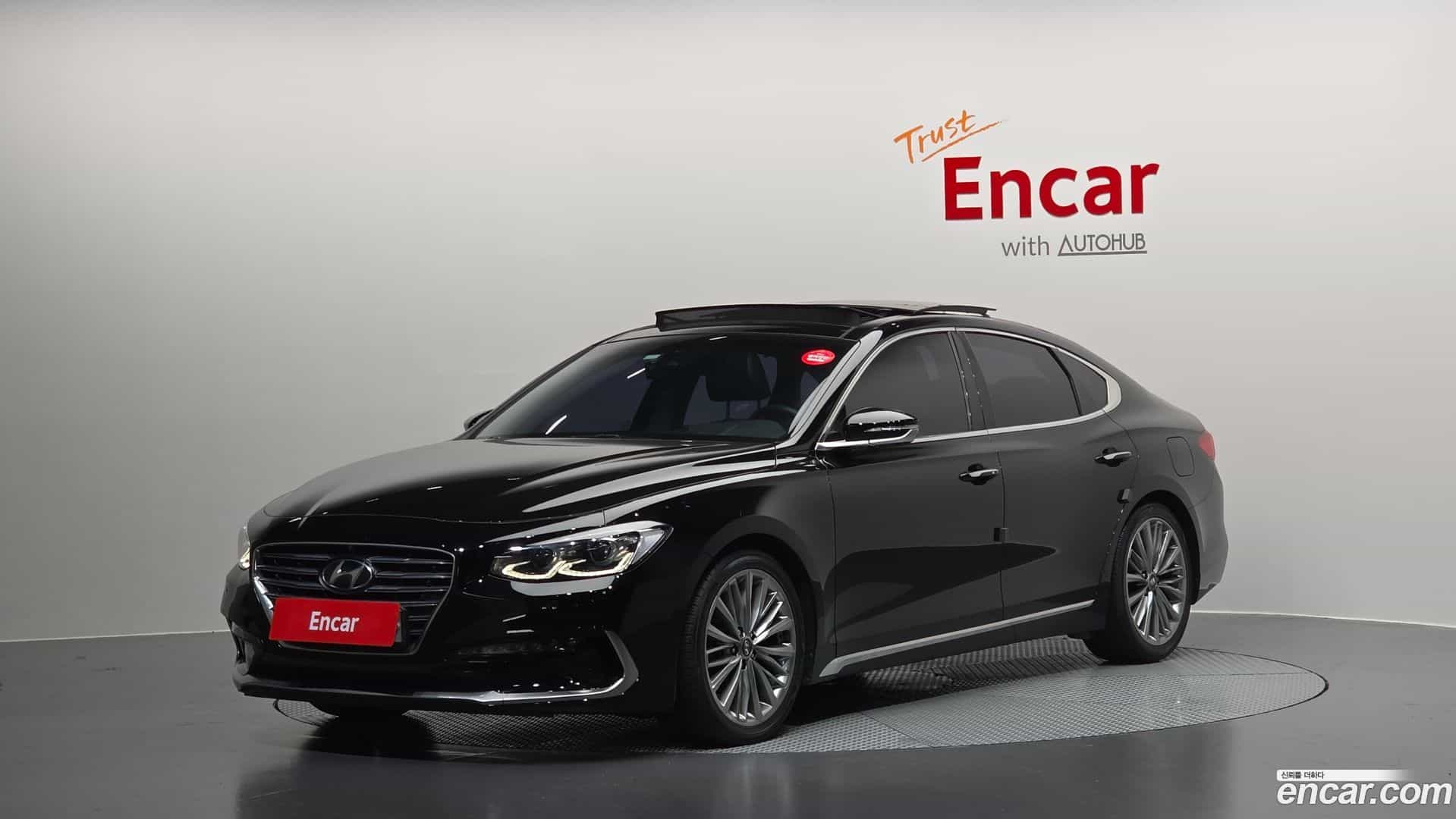 Grandeur Hyundai 2017.2-OUTER-001