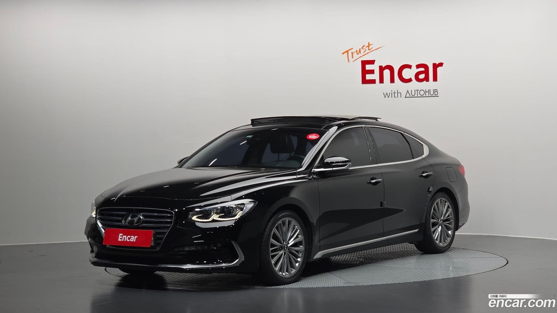 Main__Slider__Photo:Grandeur Hyundai 2017.2-0