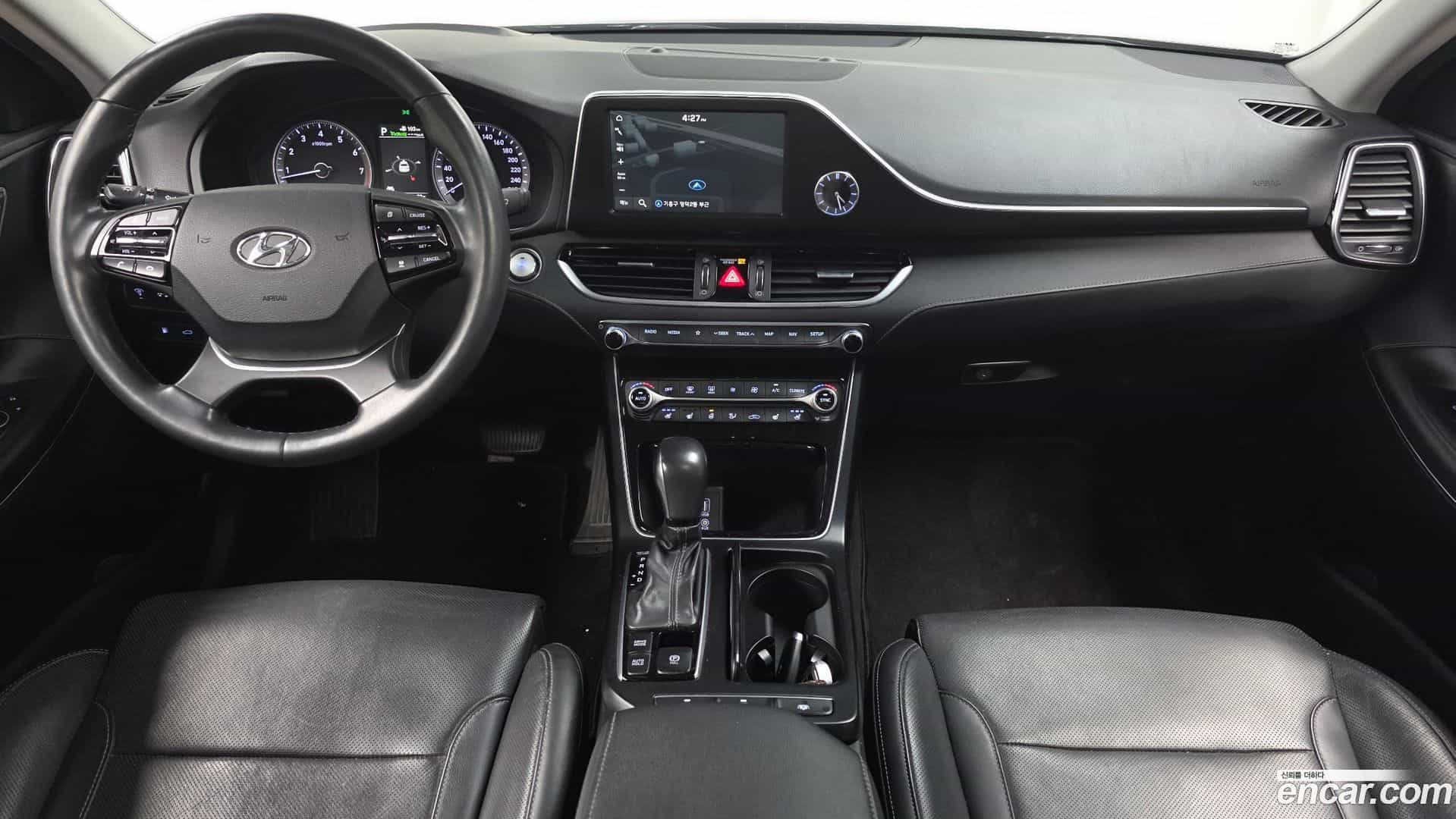Grandeur Hyundai 2017.2-INNER-007