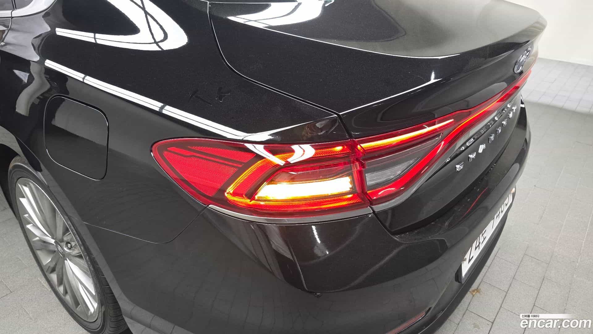 Grandeur Hyundai 2017.2-OUTER-033