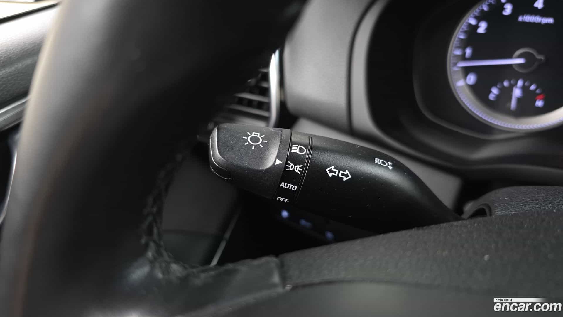 Grandeur Hyundai 2017.2-OPTION-049