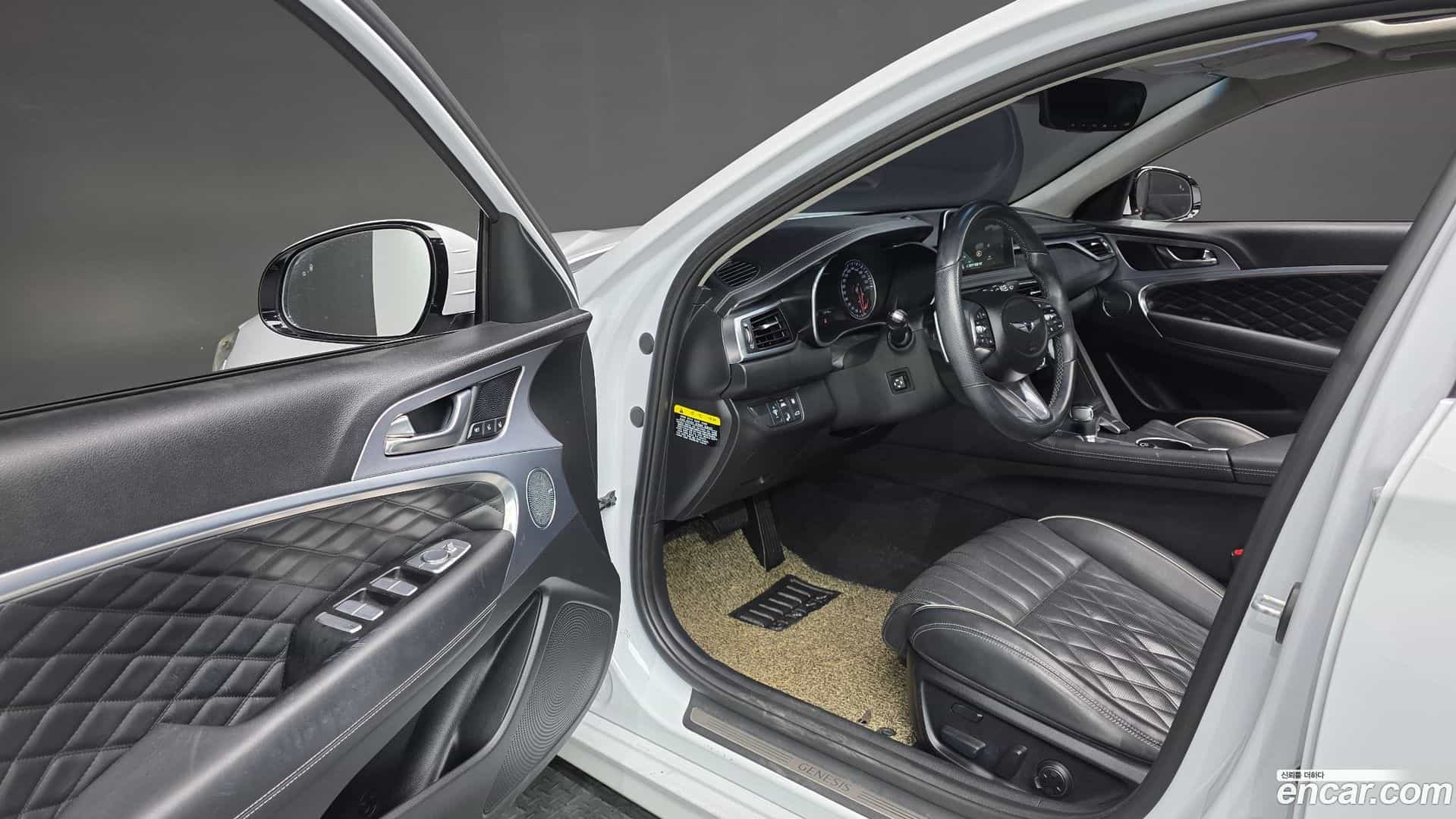 G70 Genesis 2018.2-INNER-010