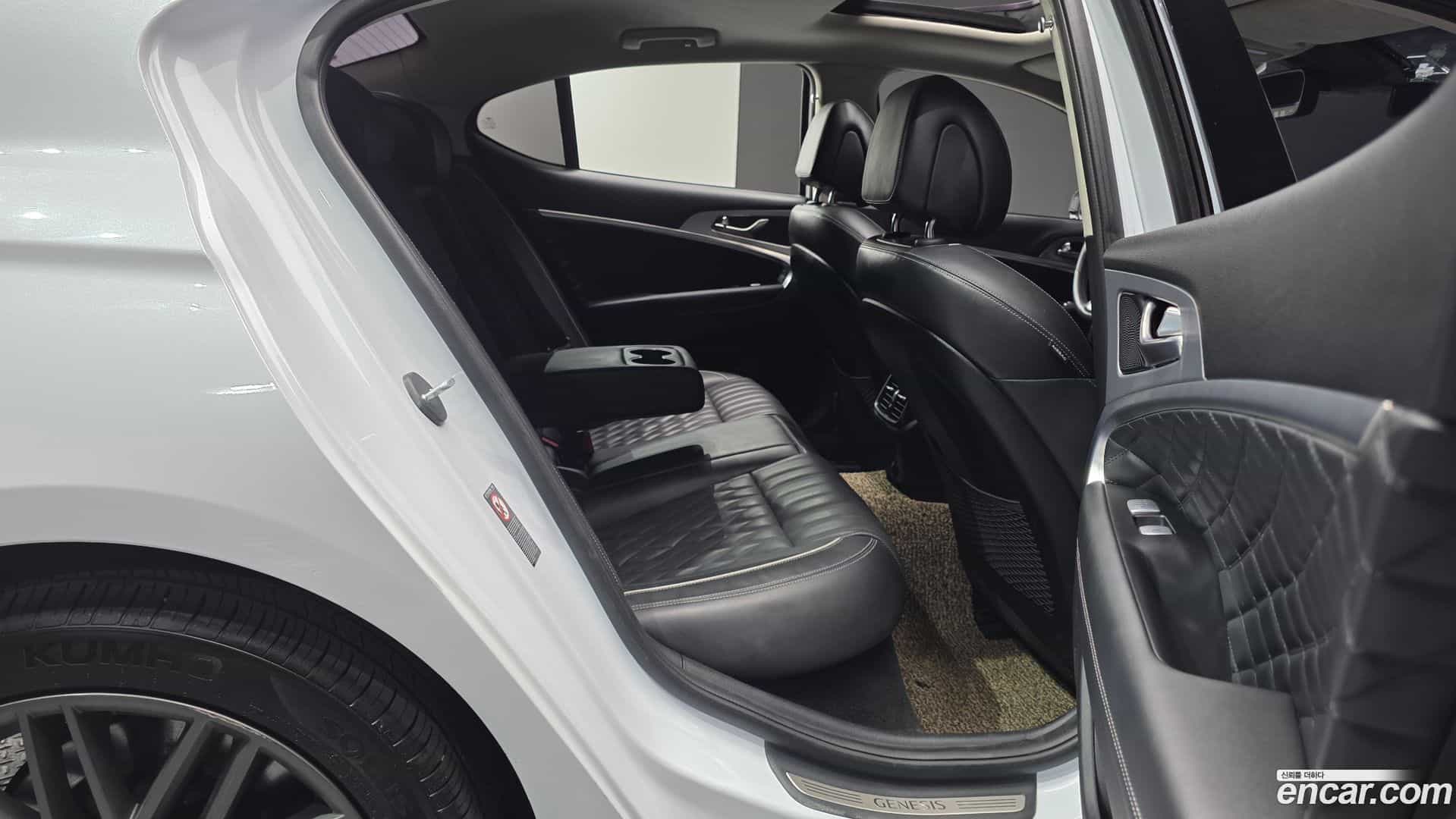 G70 Genesis 2018.2-OPTION-016
